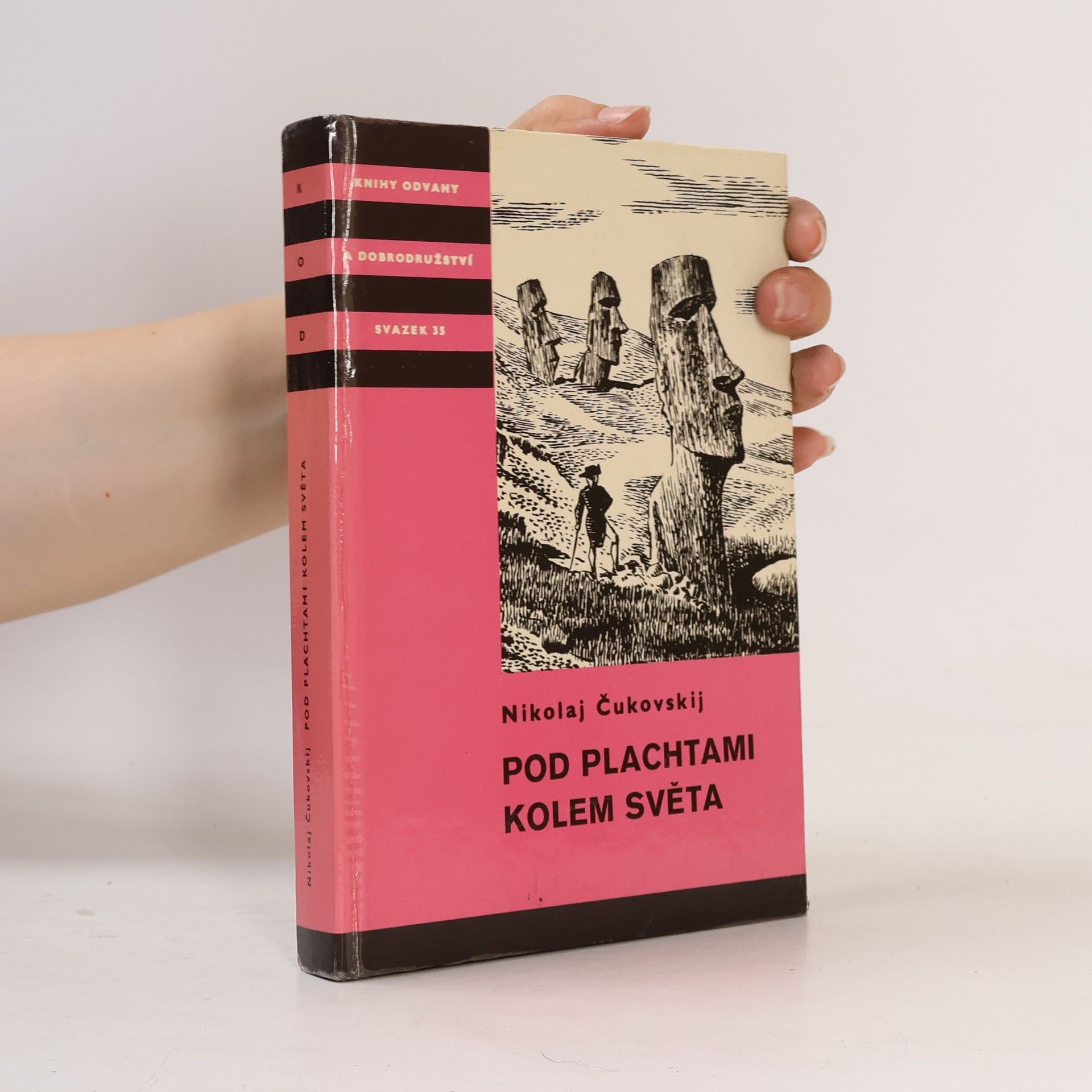 Nikolaj Kornejevič Čukovskij Pod plachtami kolem světa