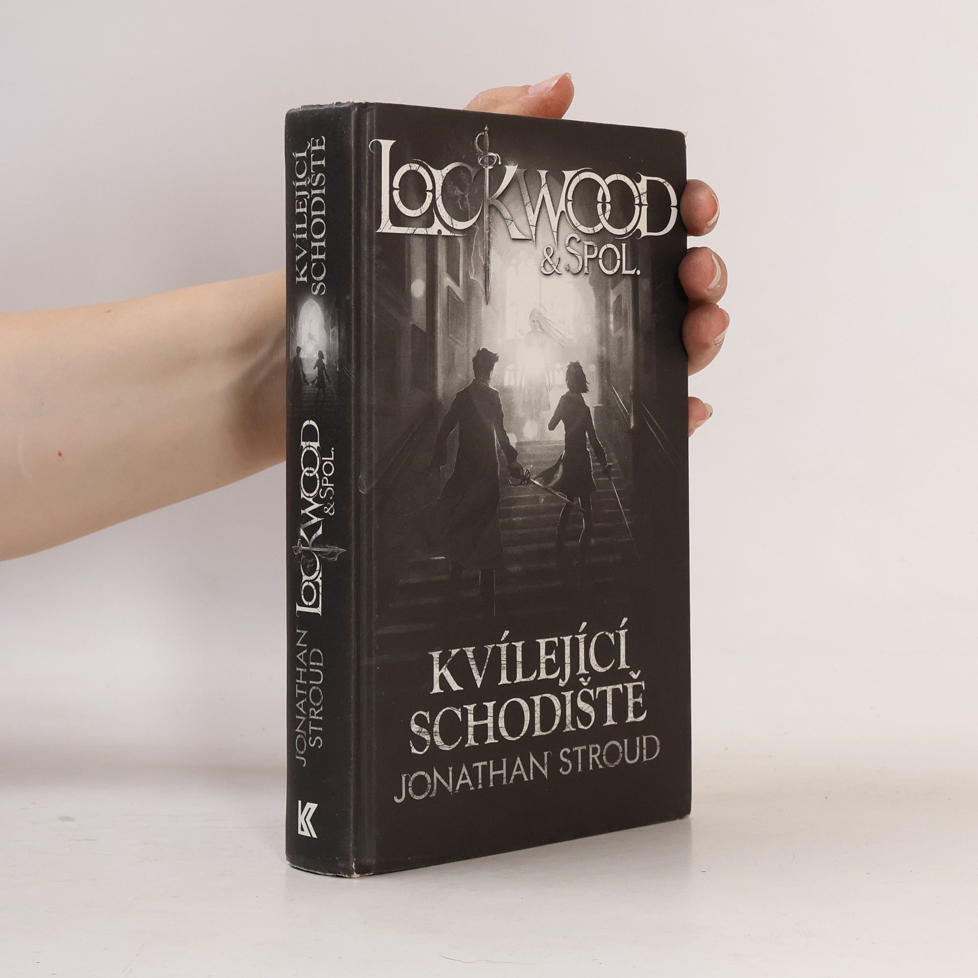 Jonathan Stroud Lockwood & spol. Kvílející schodiště