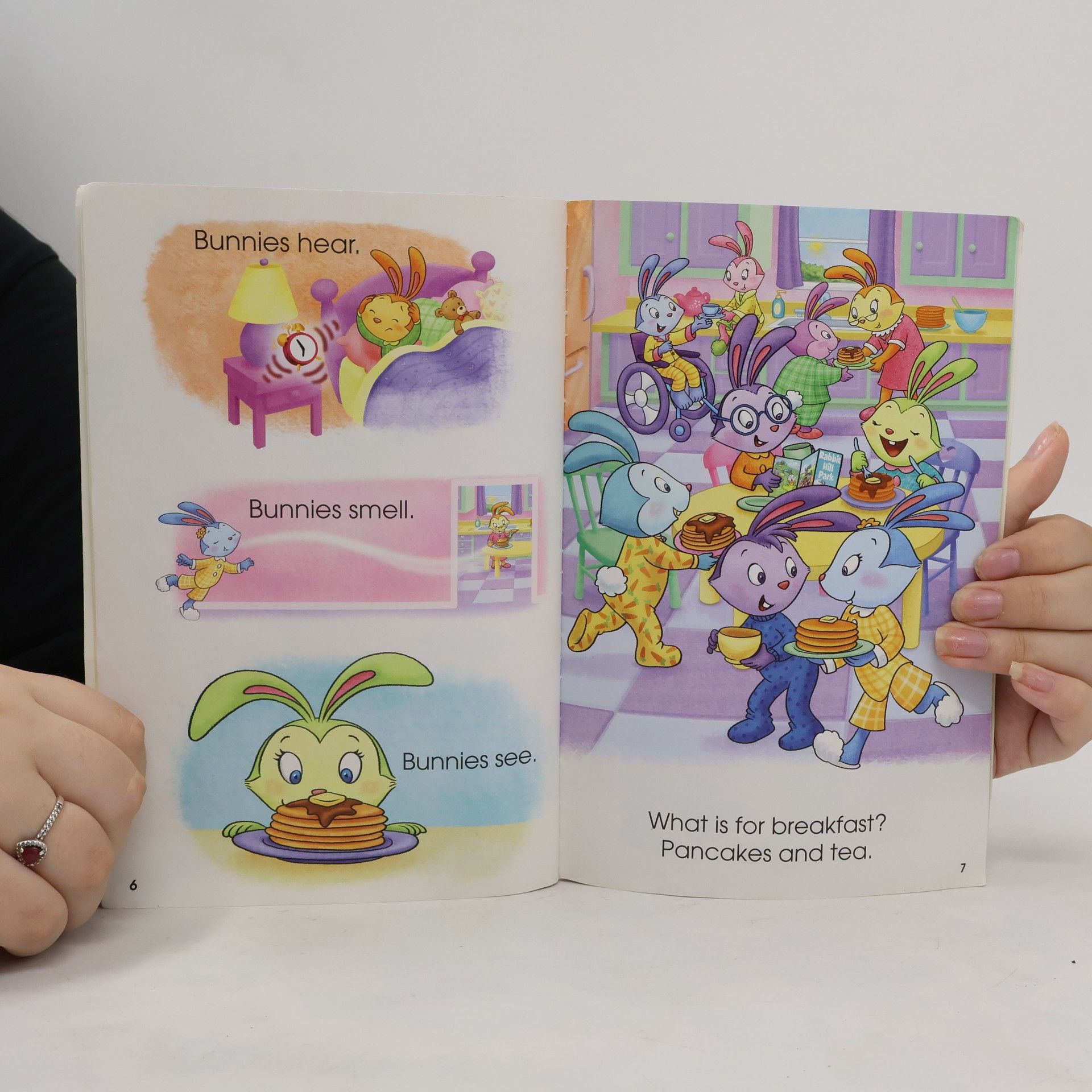 Sue DiCicco Scholastic Readers - 1: Funny Bunnies: Morning, Noon, And Night