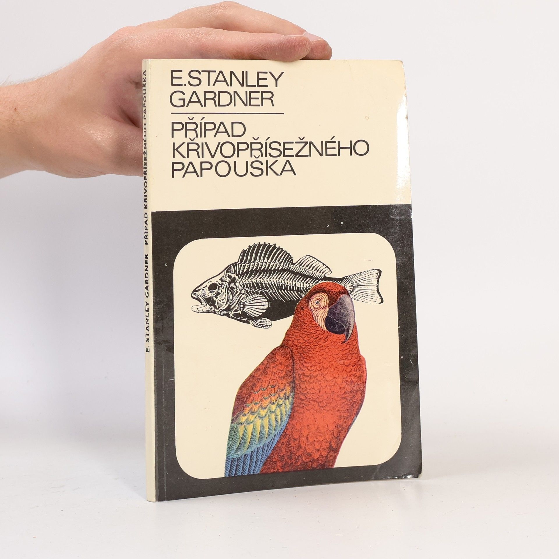 Erle Stanley Gardner Případ křivopřísežného papouška