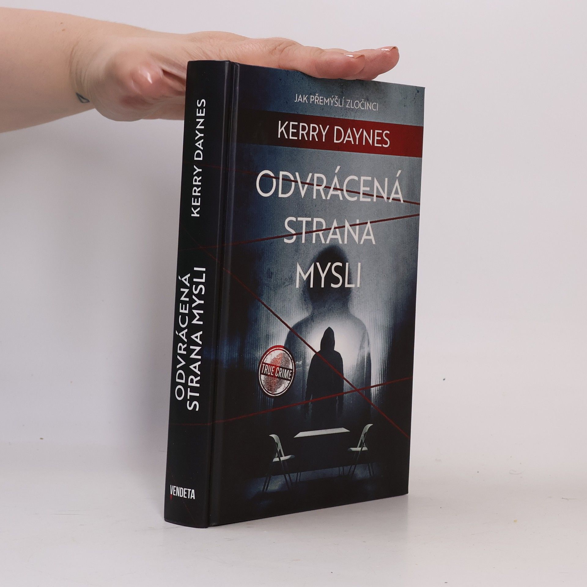 Kerry Daynes Odvrácená strana mysli