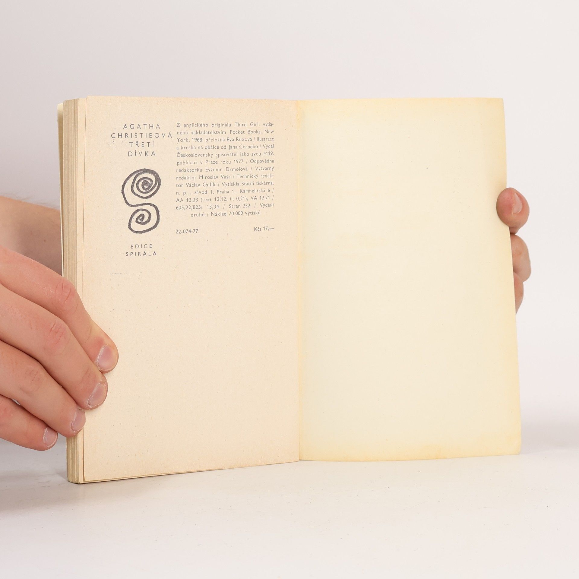 Agatha Christie Třetí dívka