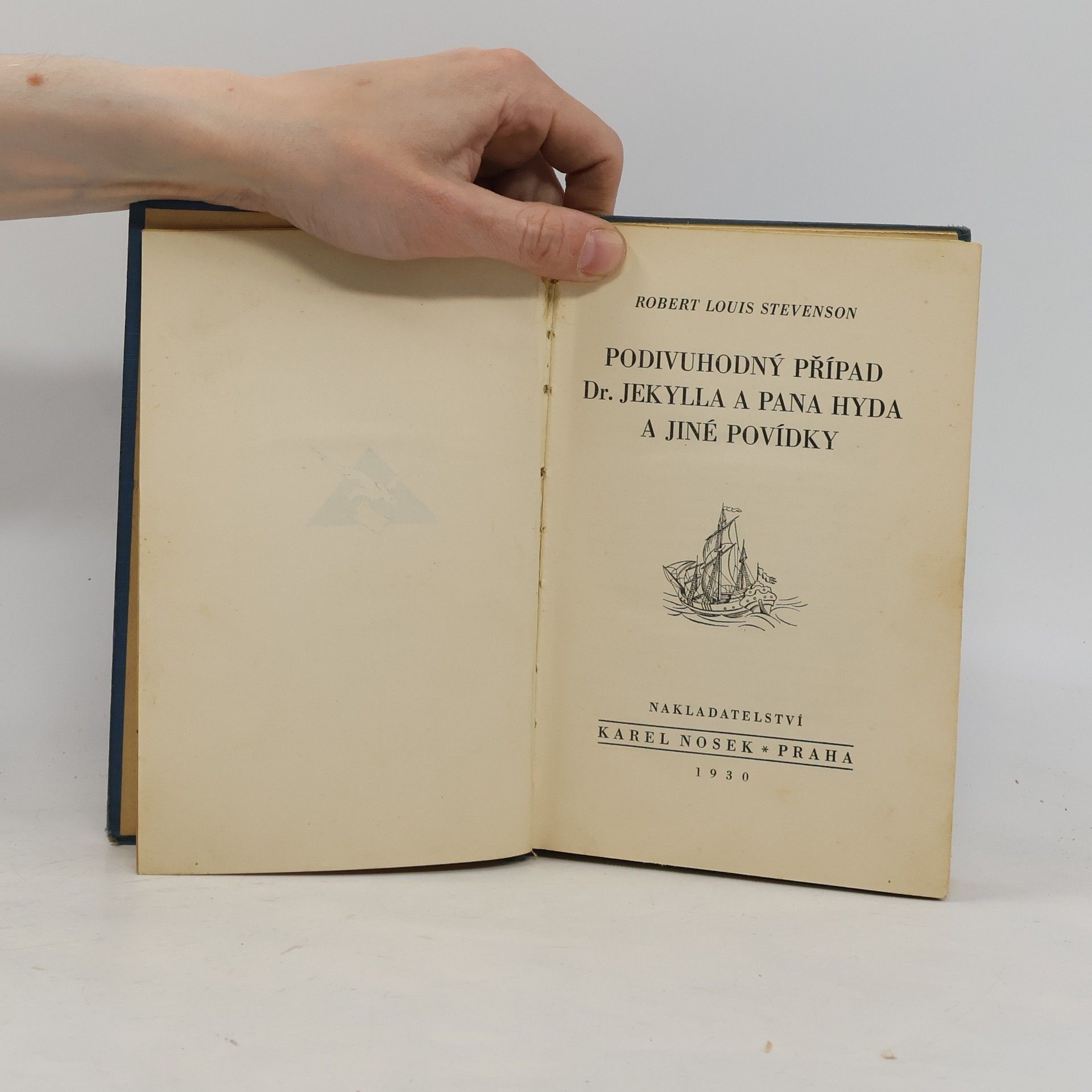 Robert Louis Stevenson Podivný případ dr. Jekylla a pana Hyda a jiné povídky (Ocpl, 256 s., přel. K. Kříž, il. V. Vünsche)