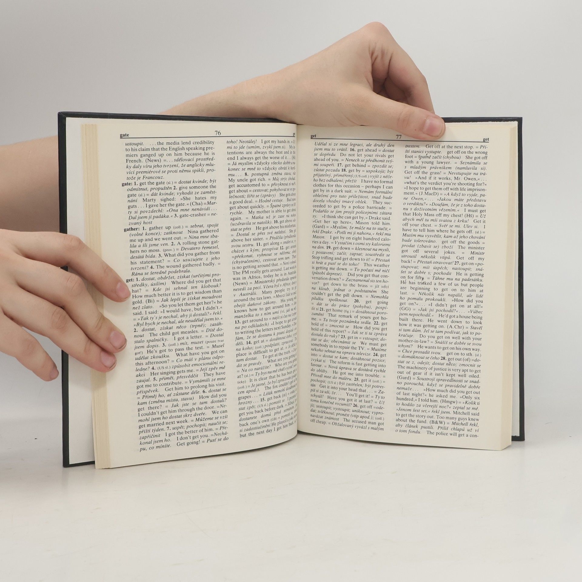 Barbora Kroulíková Anglicko-český slovník idiomů. English-Czech Dictionary of Idioms