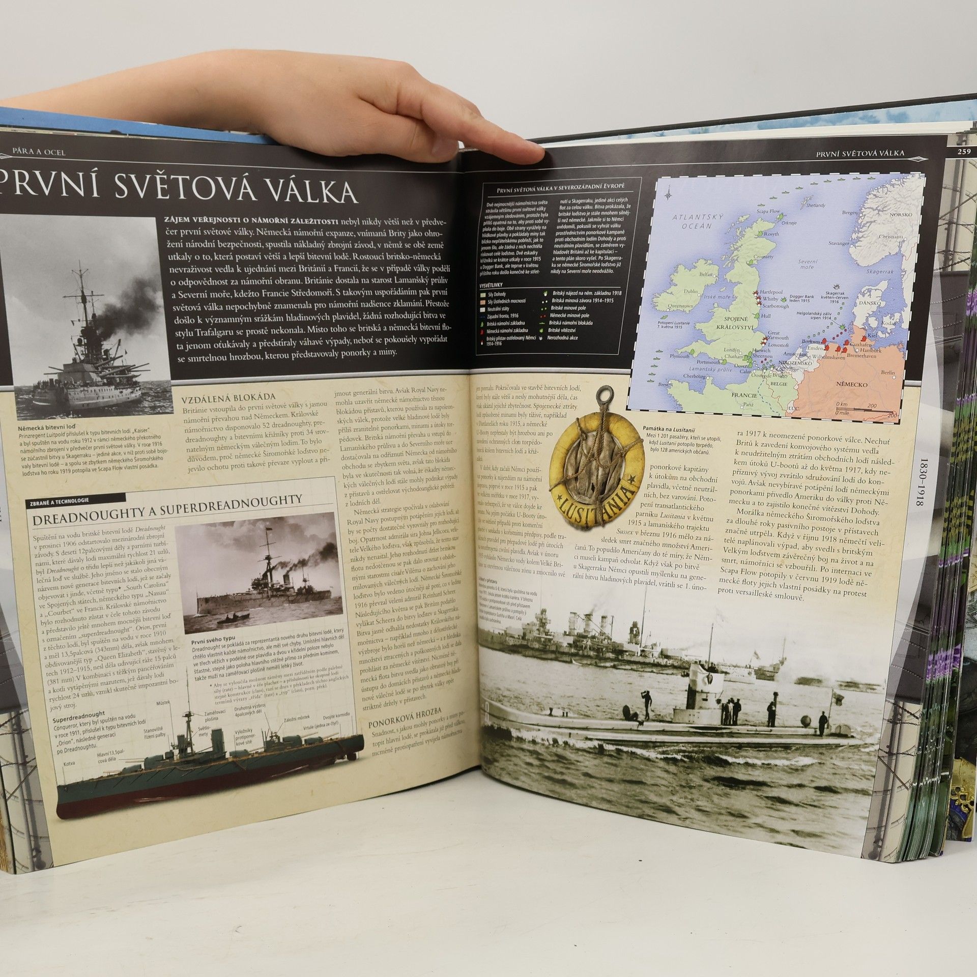 Reg G. Grant Námořní bitvy – 3 000 let válčení na moři