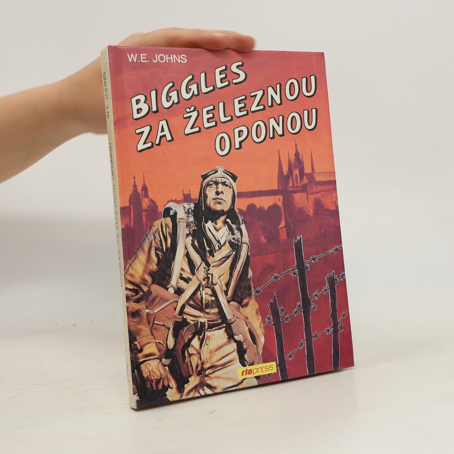 William Earl Johns Biggles za železnou oponou
