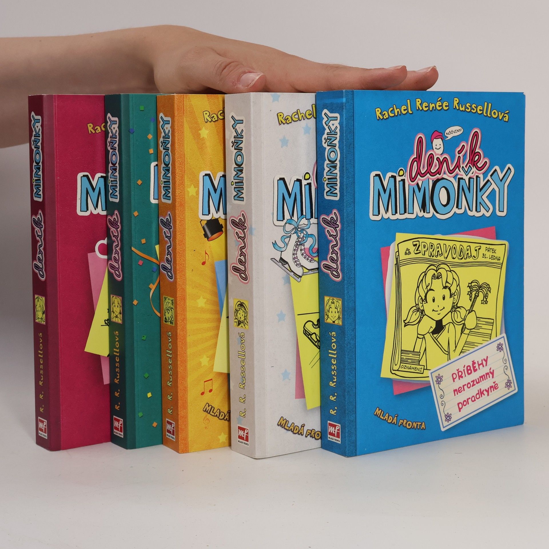Rachel Renée Russellová Deník mimoňky 1-5 (box)
