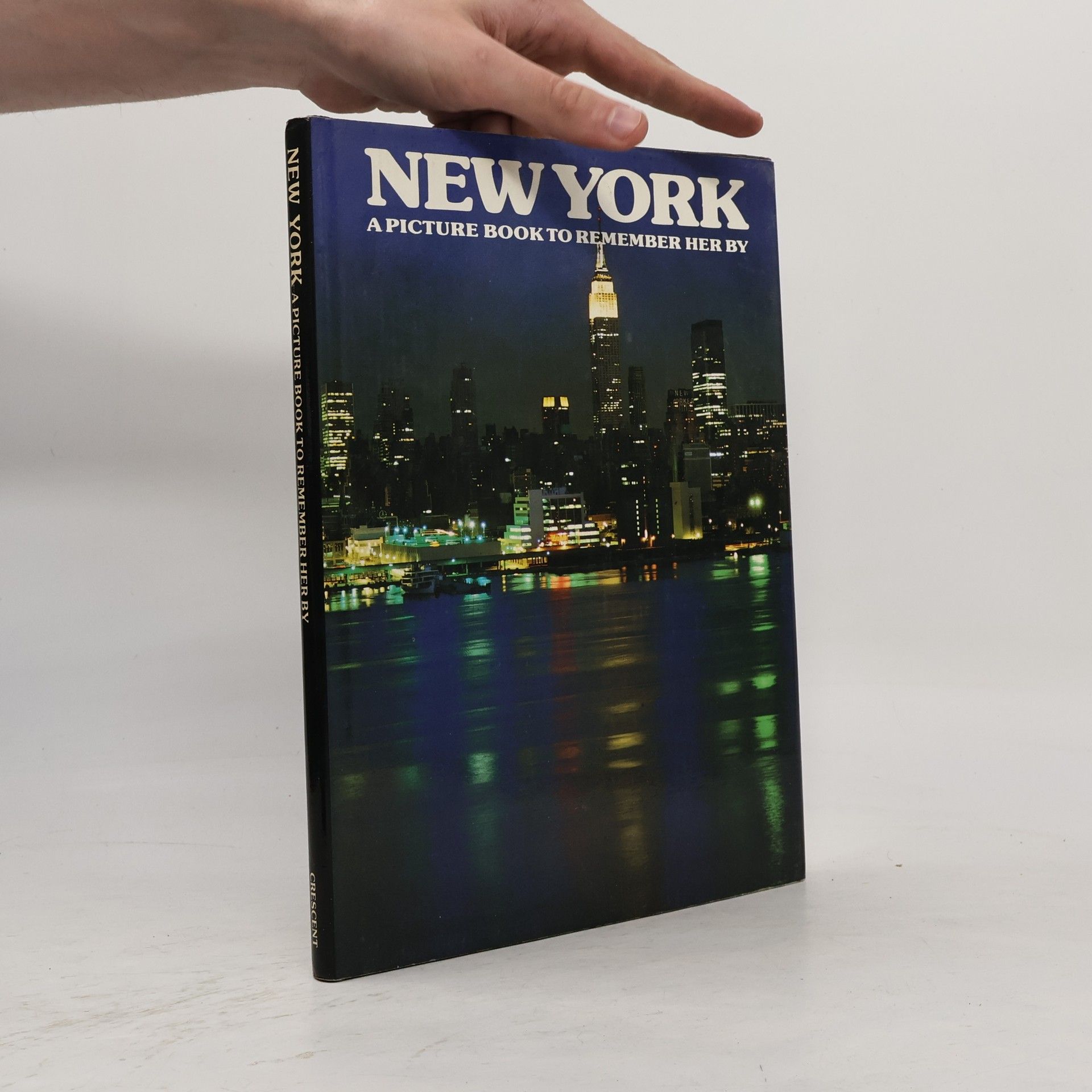 Outlet New York : A Picture Book to Remember Her by