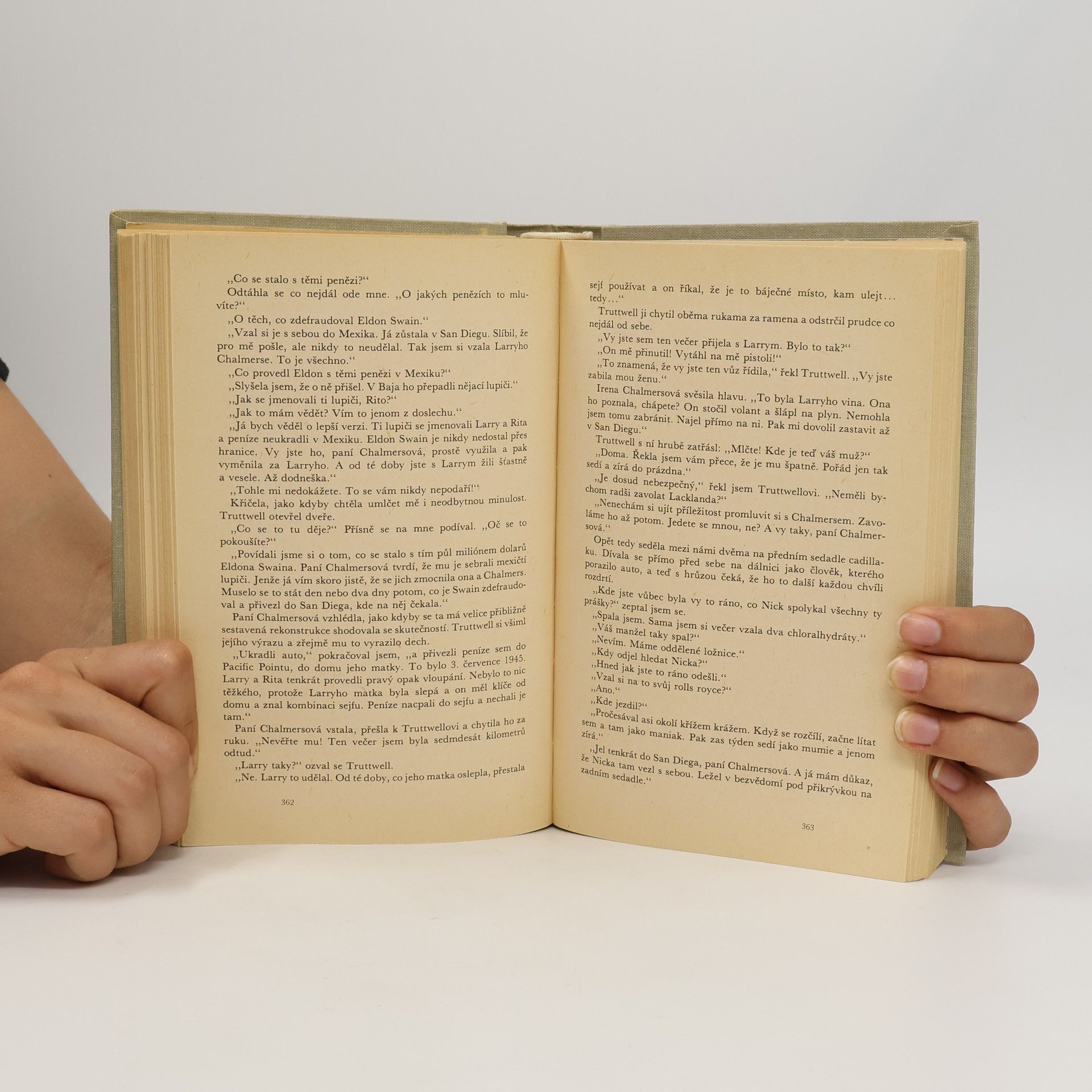 Ross Macdonald Třikrát soukromý detektiv Lew Archer
