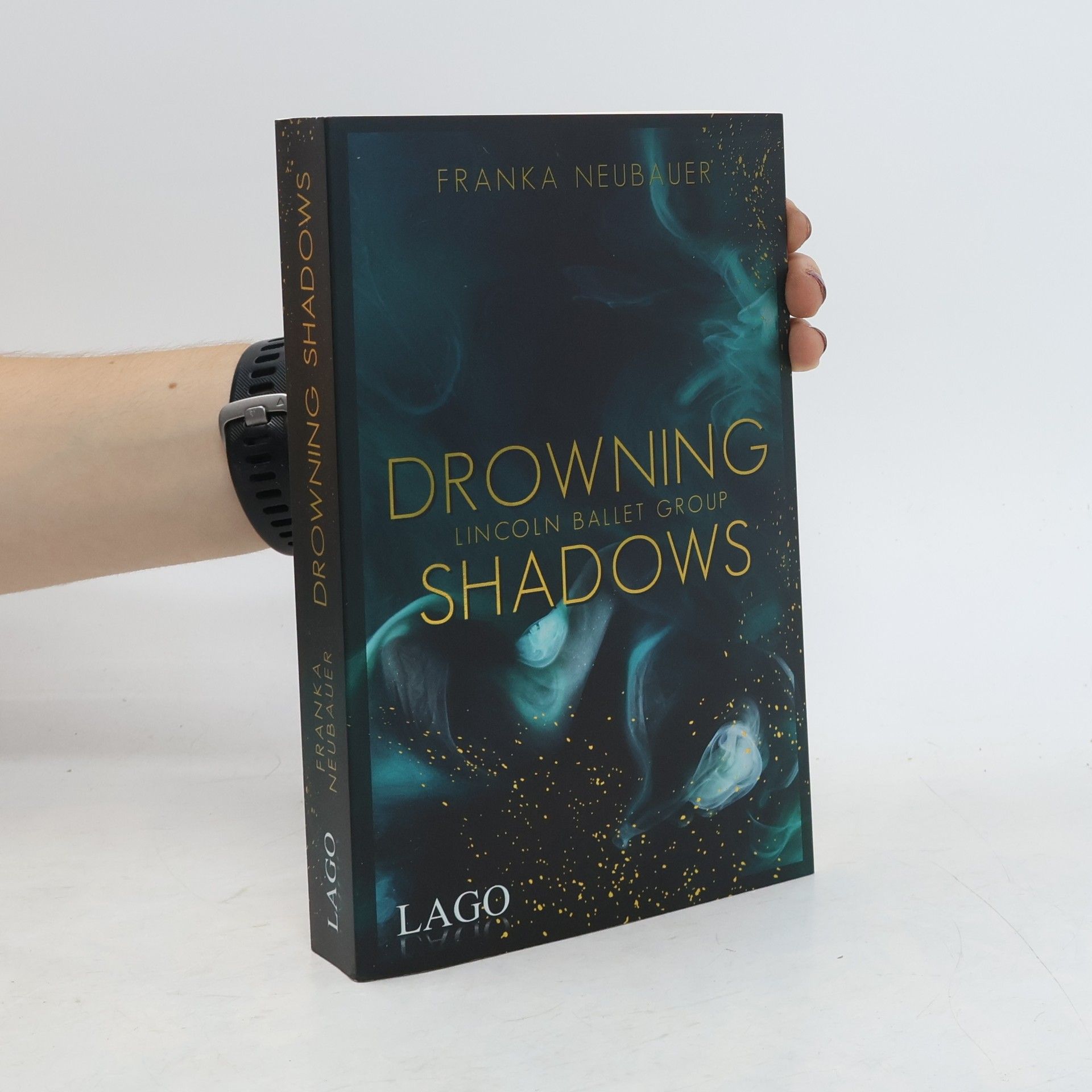 Franka Neubauer Drowning Shadows