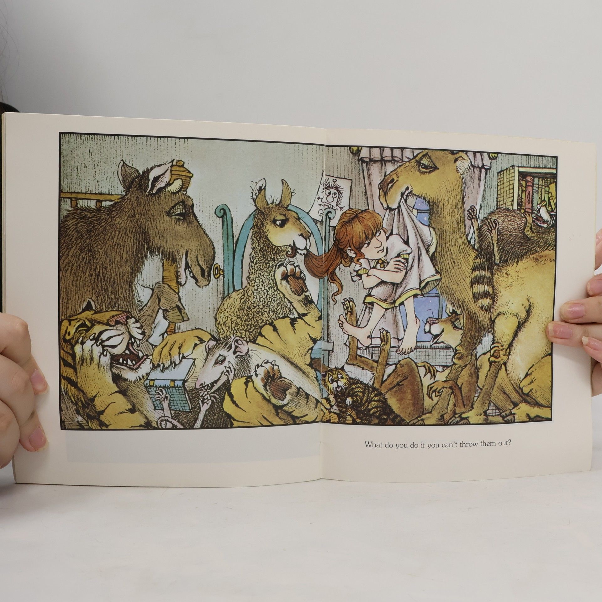 Mercer Mayer A Blue Ribbon Book: What Do You Do With A Kangaroo?