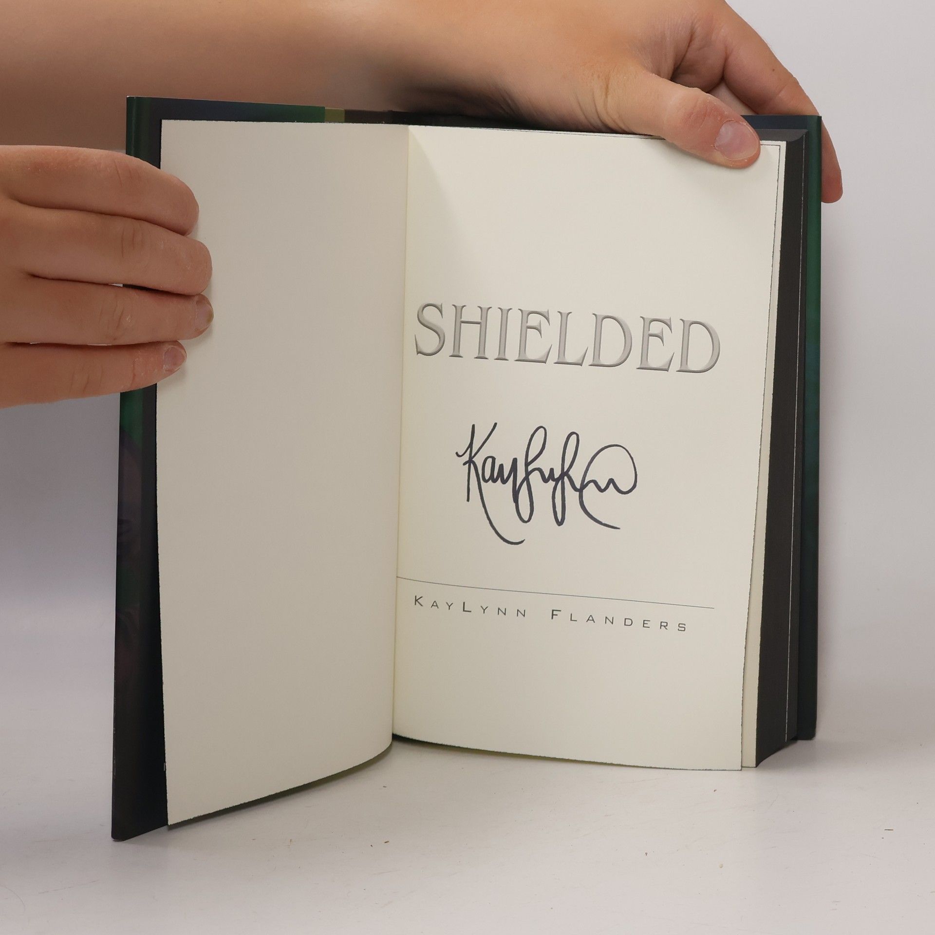 Autorenkollektiv Shielded