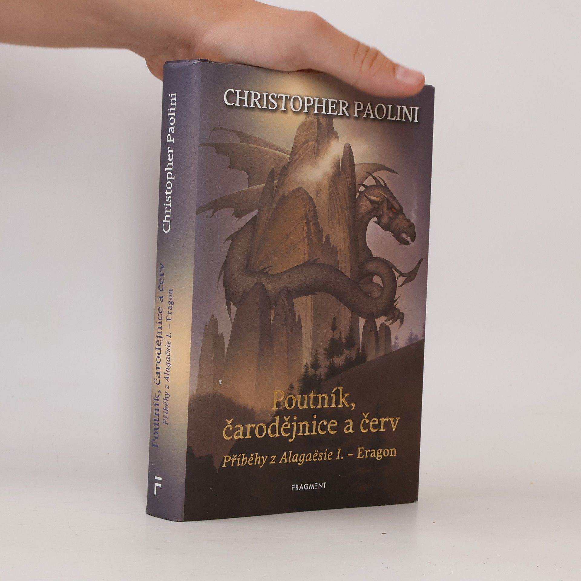 Christopher Paolini Poutník, čarodějnice a červ - Příběhy z Alagaësie I.