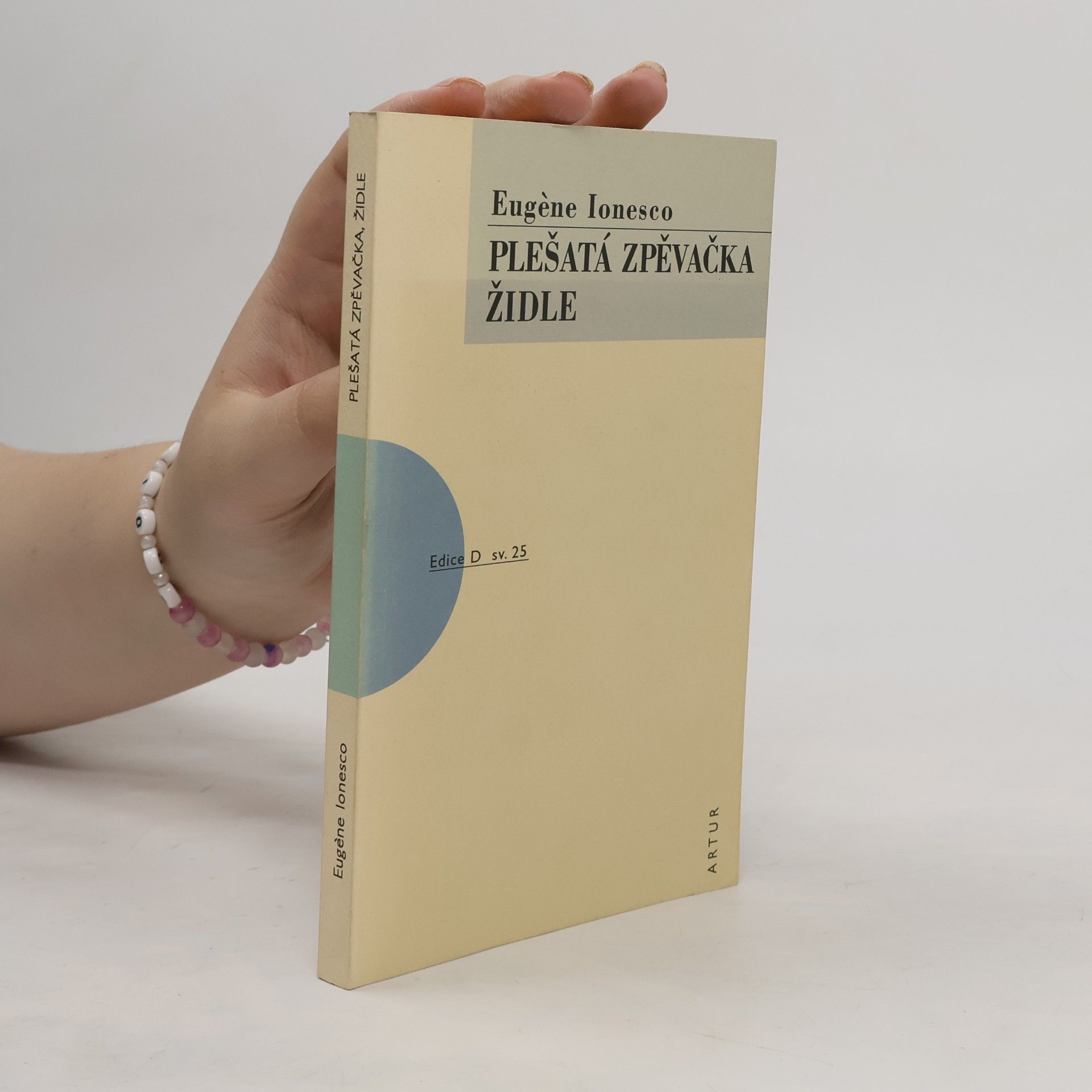 Ivan Zmatlík Plešatá zpěvačka. Židle