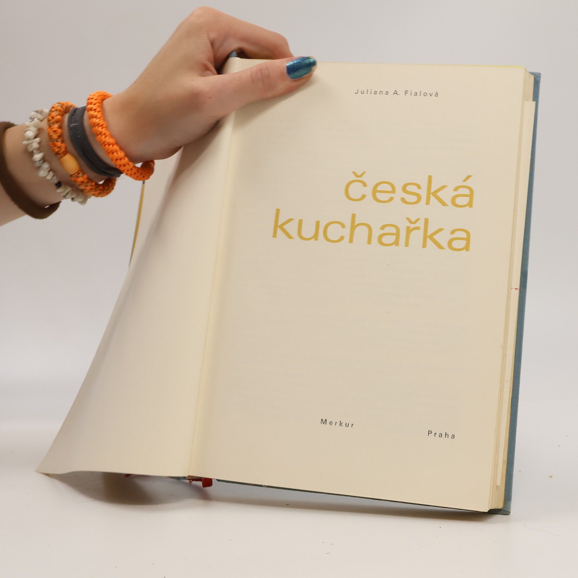 Juliana A. Fialová Česká kuchařka