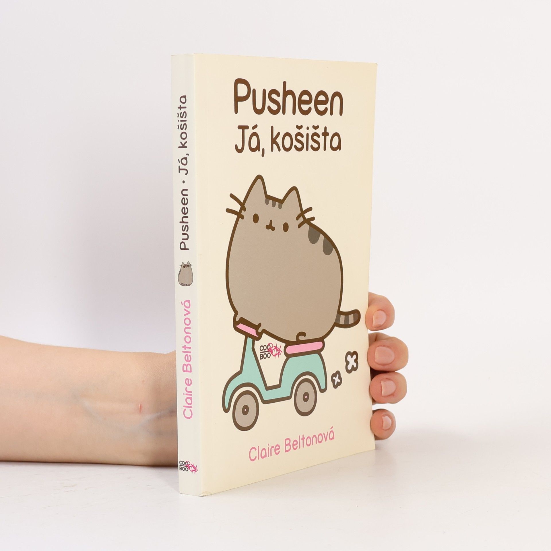 Claire Belton Pusheen. Já, košišta
