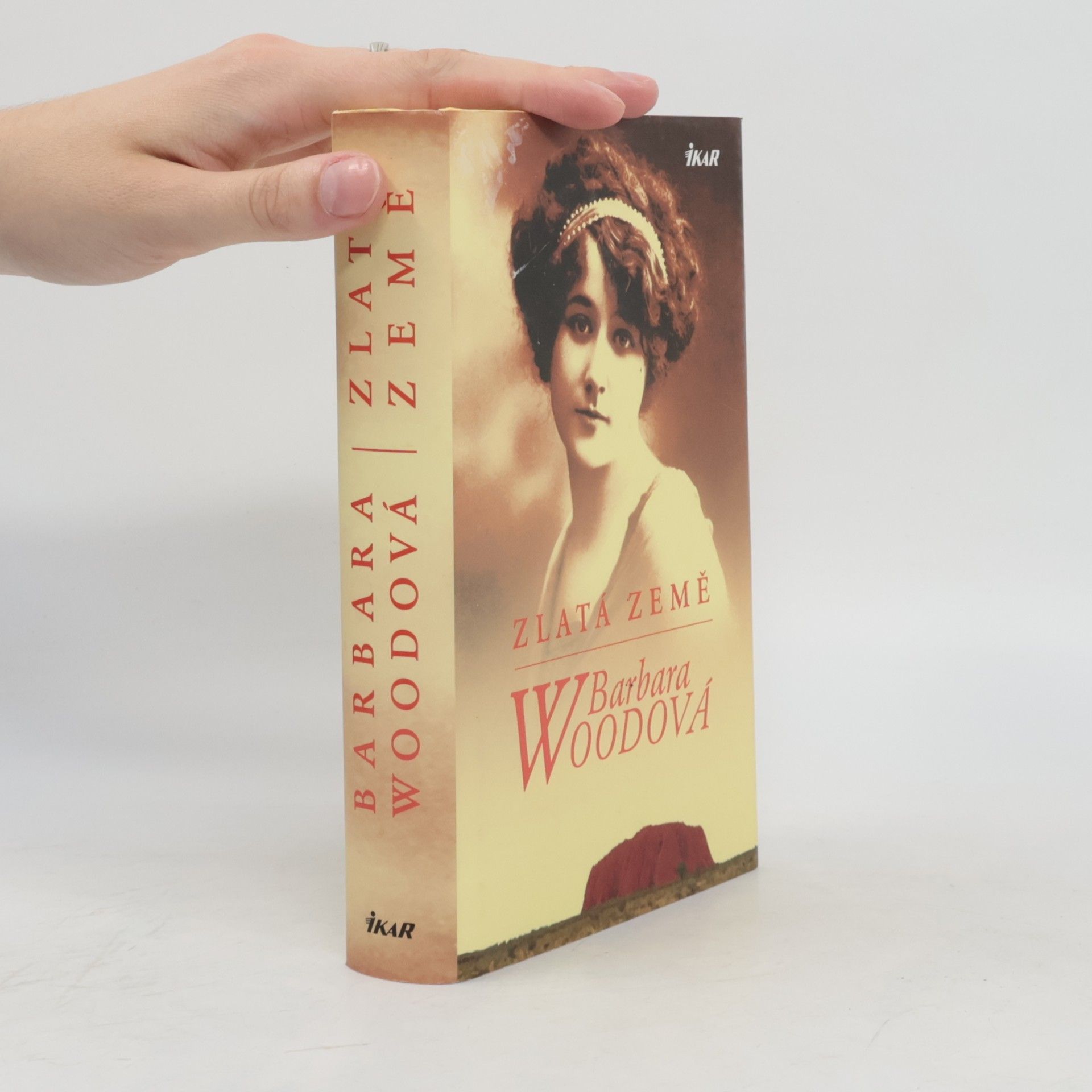 Barbara Wood Zlatá země