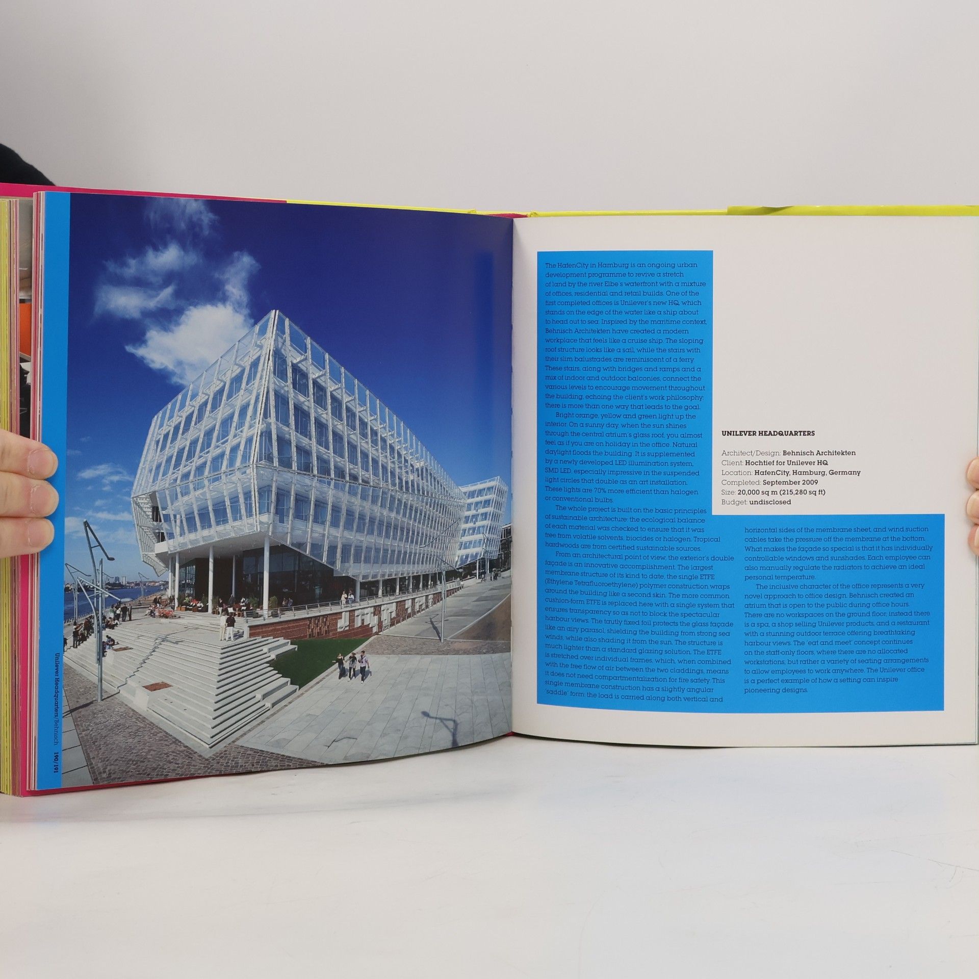 Kerstin Zumstein Total office design : 50 contemporary workplaces