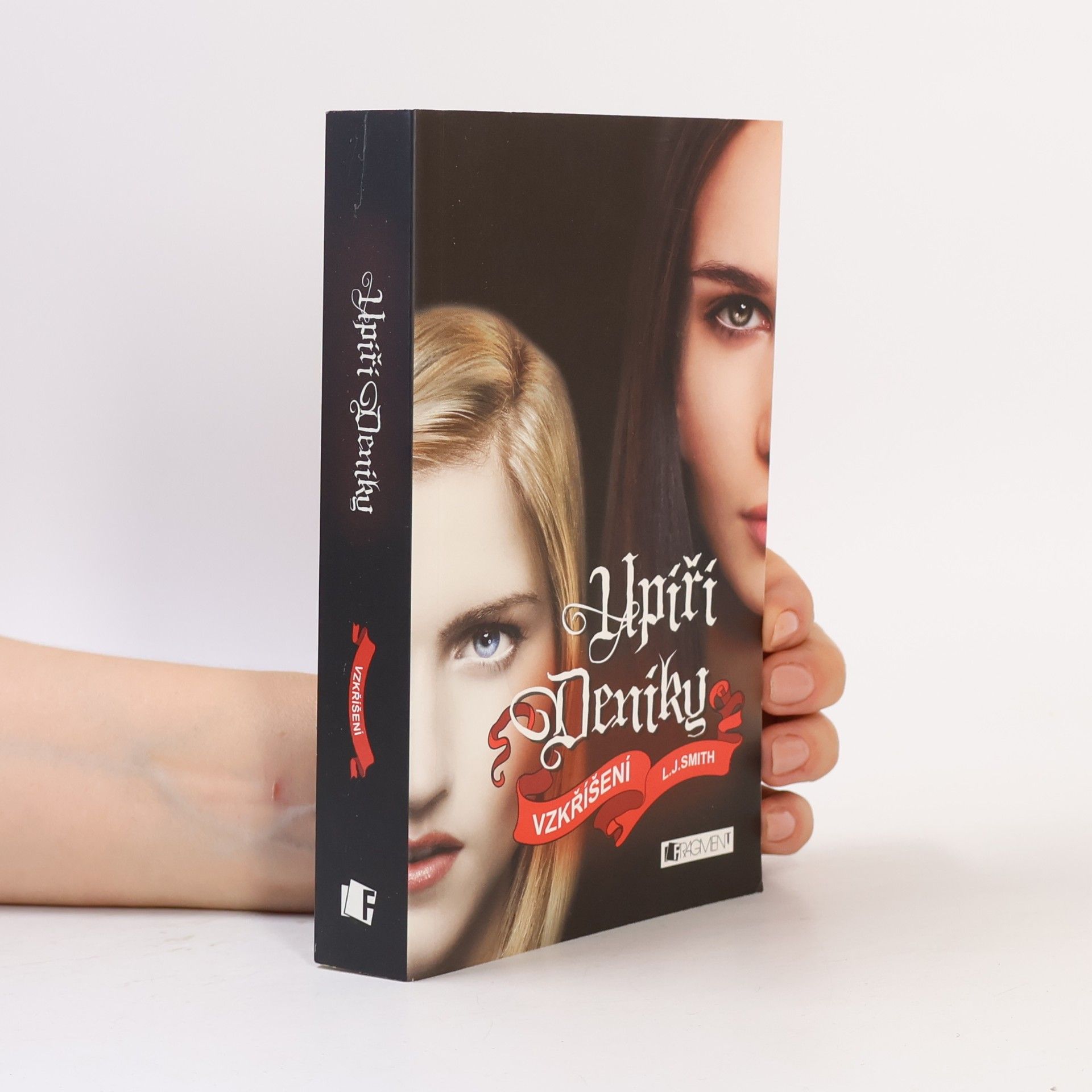 Lisa J. Smith Upíří deníky. Vzkříšení