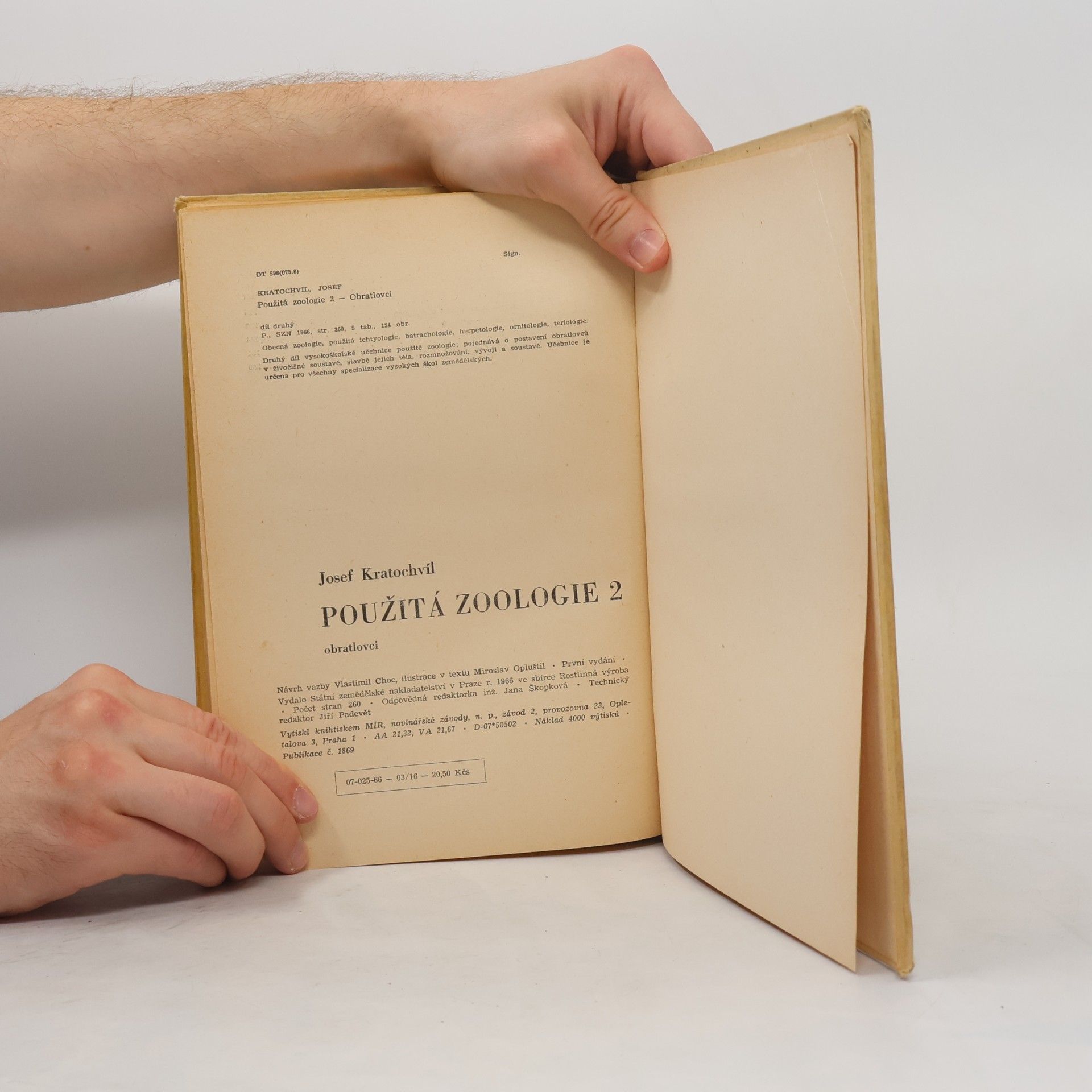 Josef Kratochvíl Použitá zoologie 2. Obratlovci