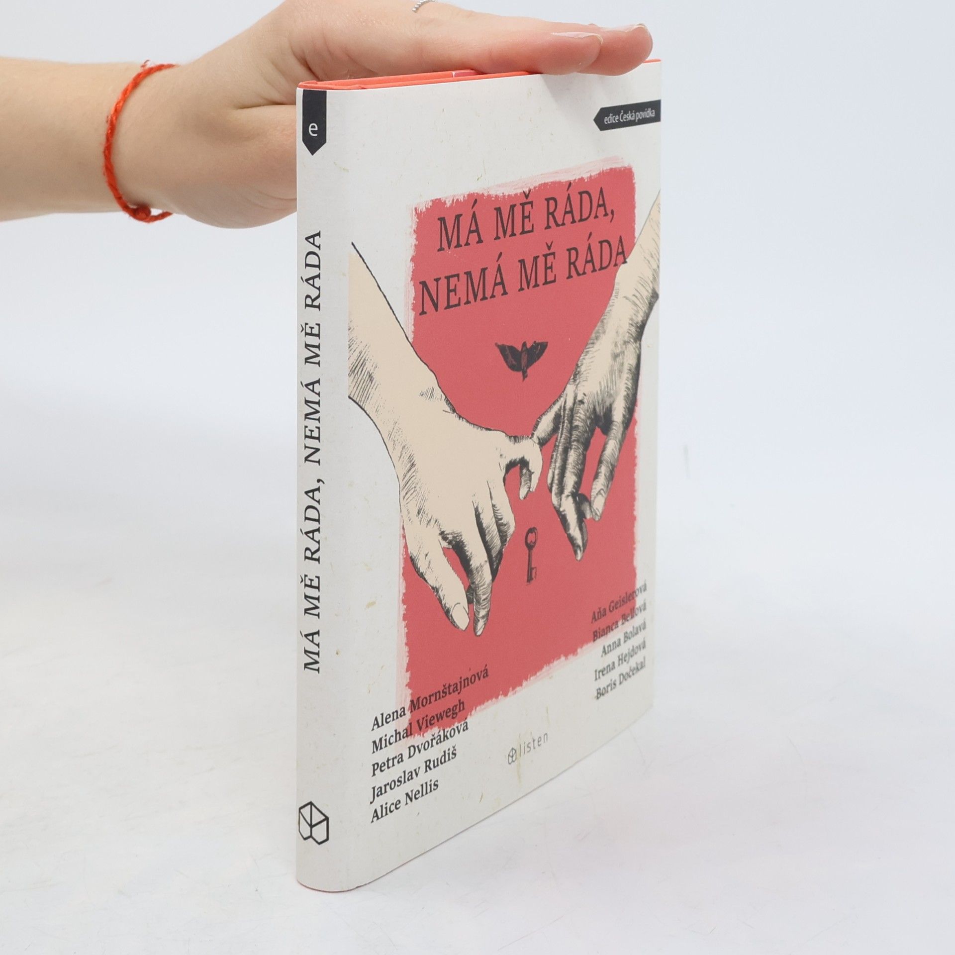 Collectif d'auteurs Má mě ráda, nemá mě ráda
