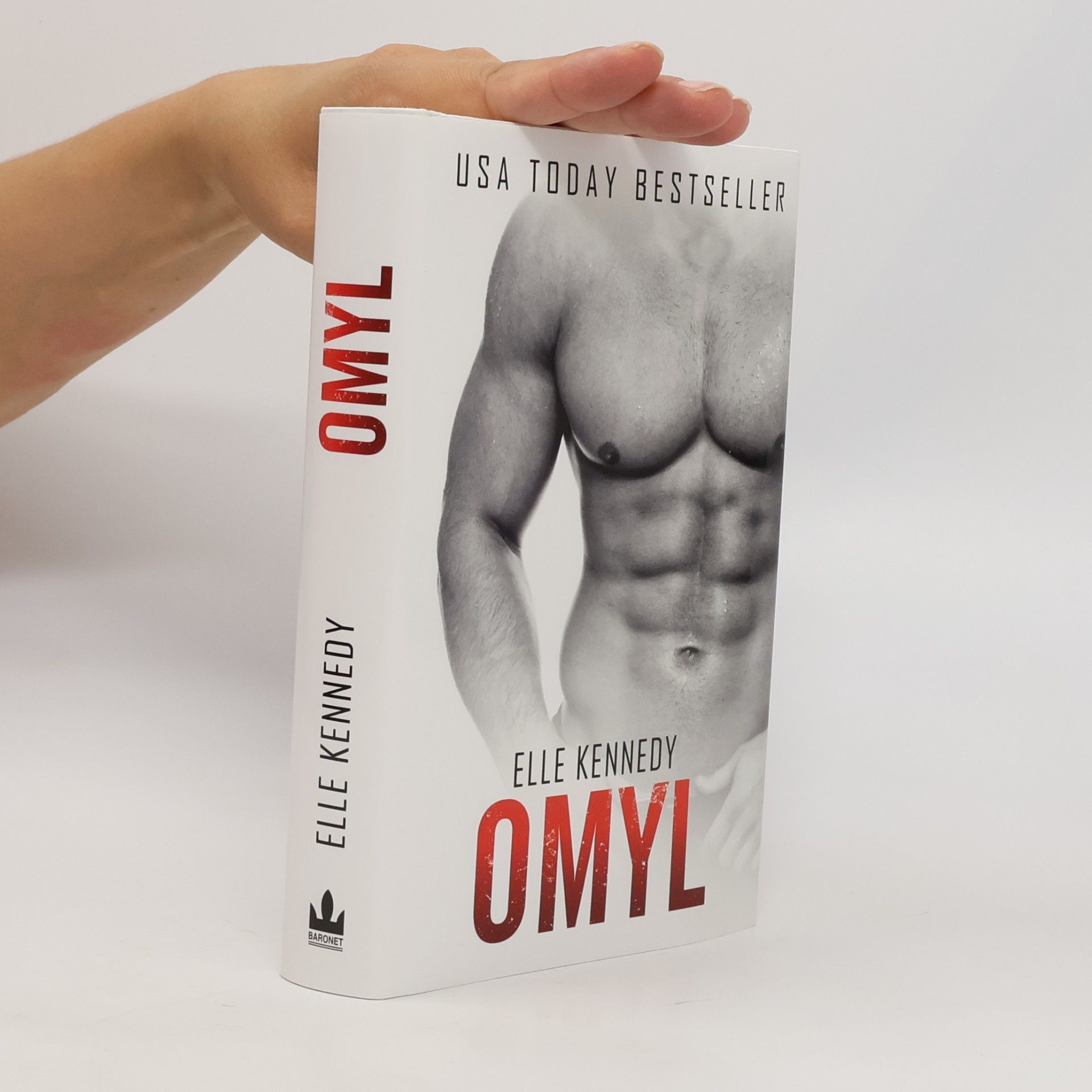 Elle Kennedy Omyl. Cyklus Off-Campus 2