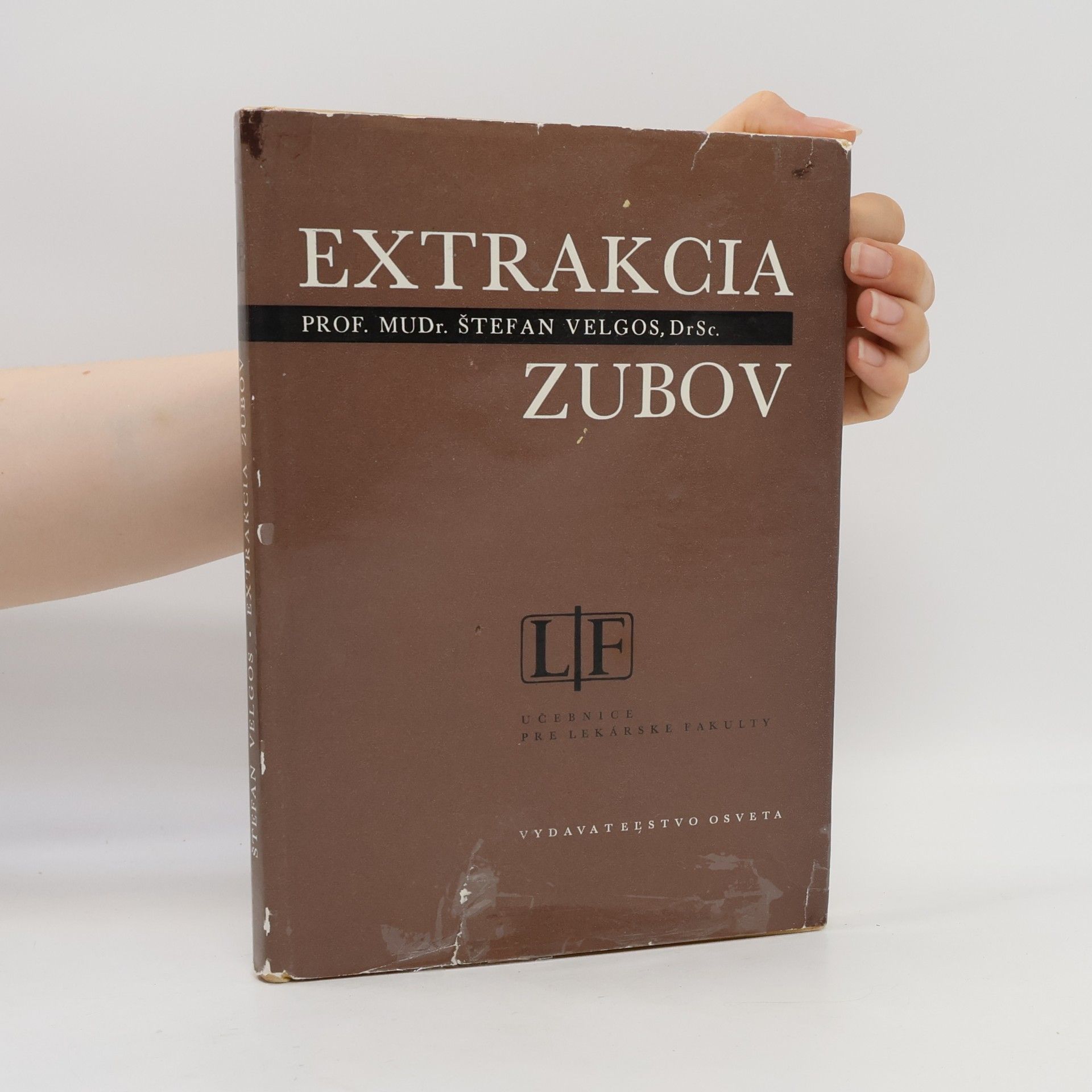 Štefan Velgos Extrakcia zubov