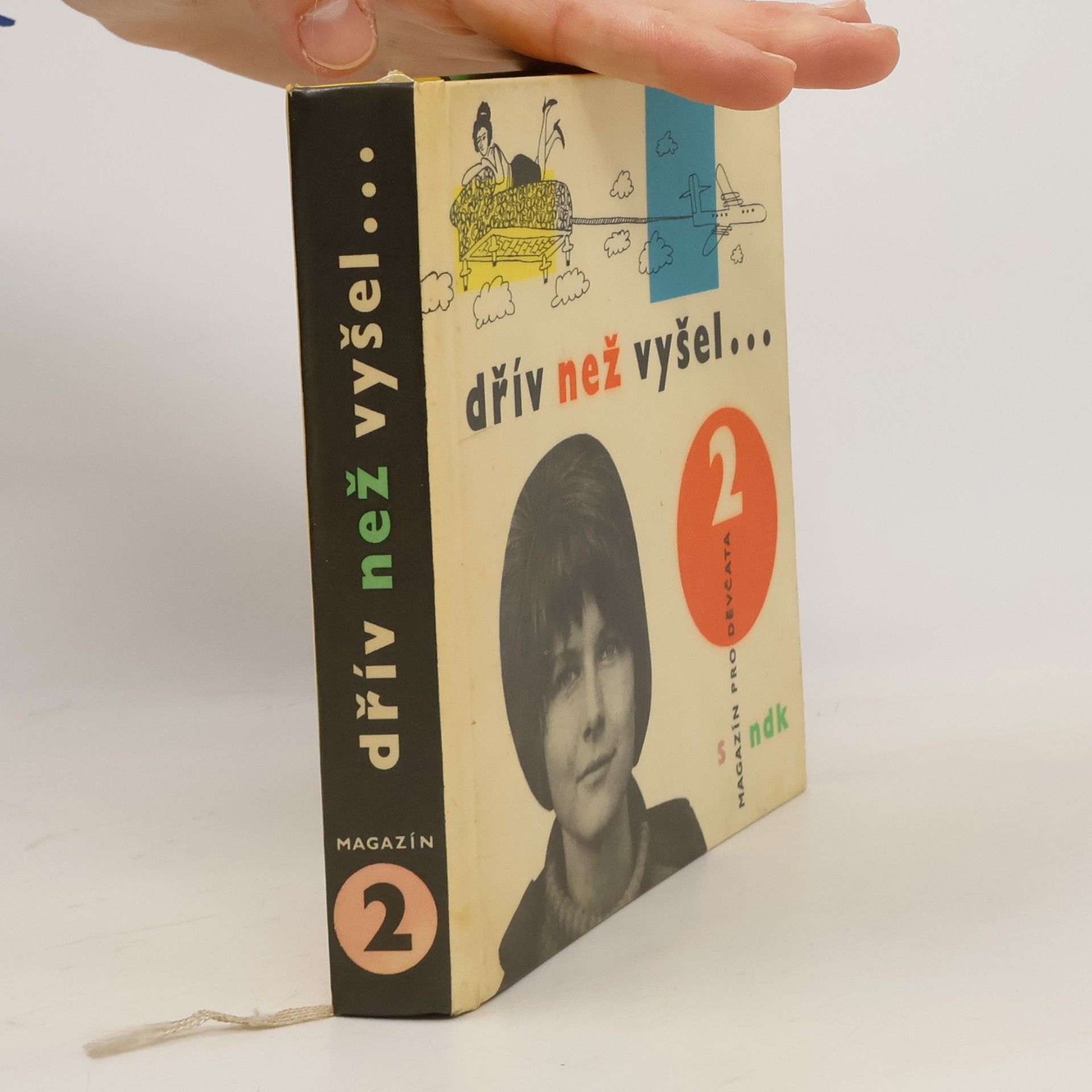 Collectif d'auteurs Dřív než vyšel...magazín pro děvčata 2