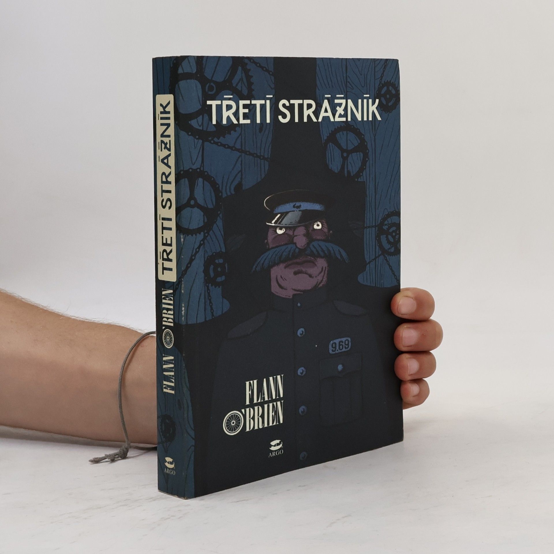 Flann O. Brien Třetí strážník