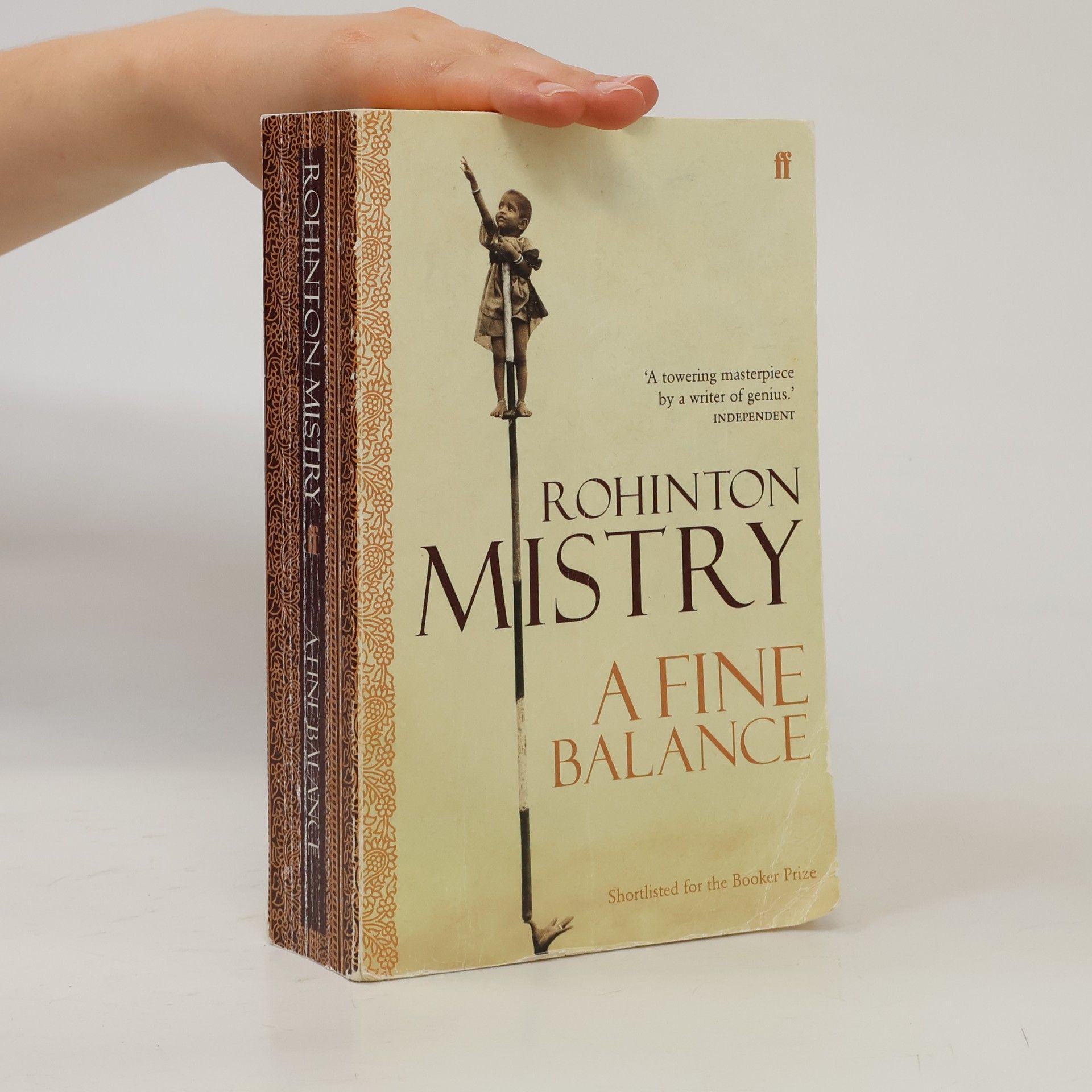 Rohinton Mistry A fine balance