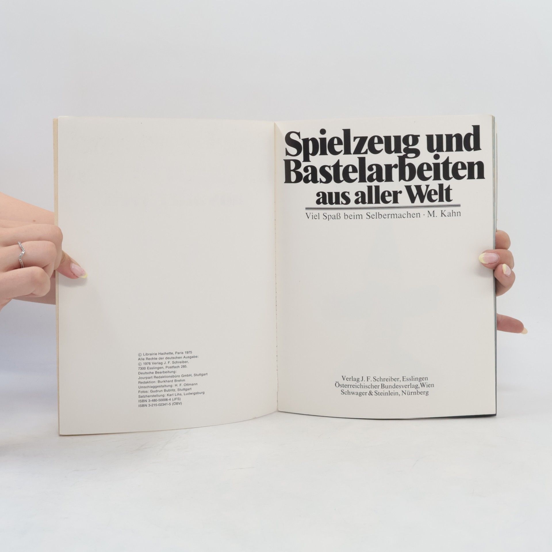 M. Kahn Spielzeug und Bastelarbeiten aus aller Welt