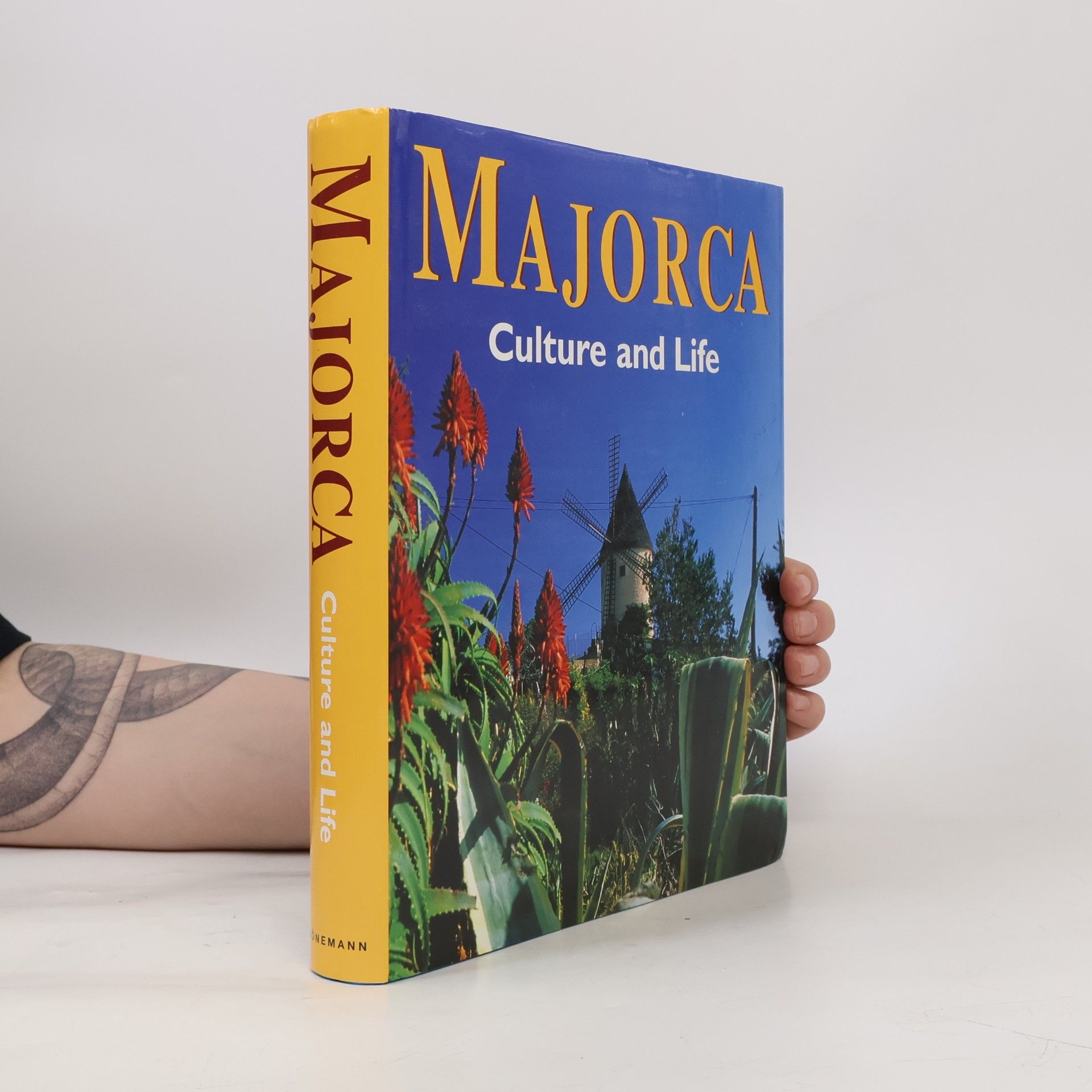 Autores varios Majorca: Cluture and Life