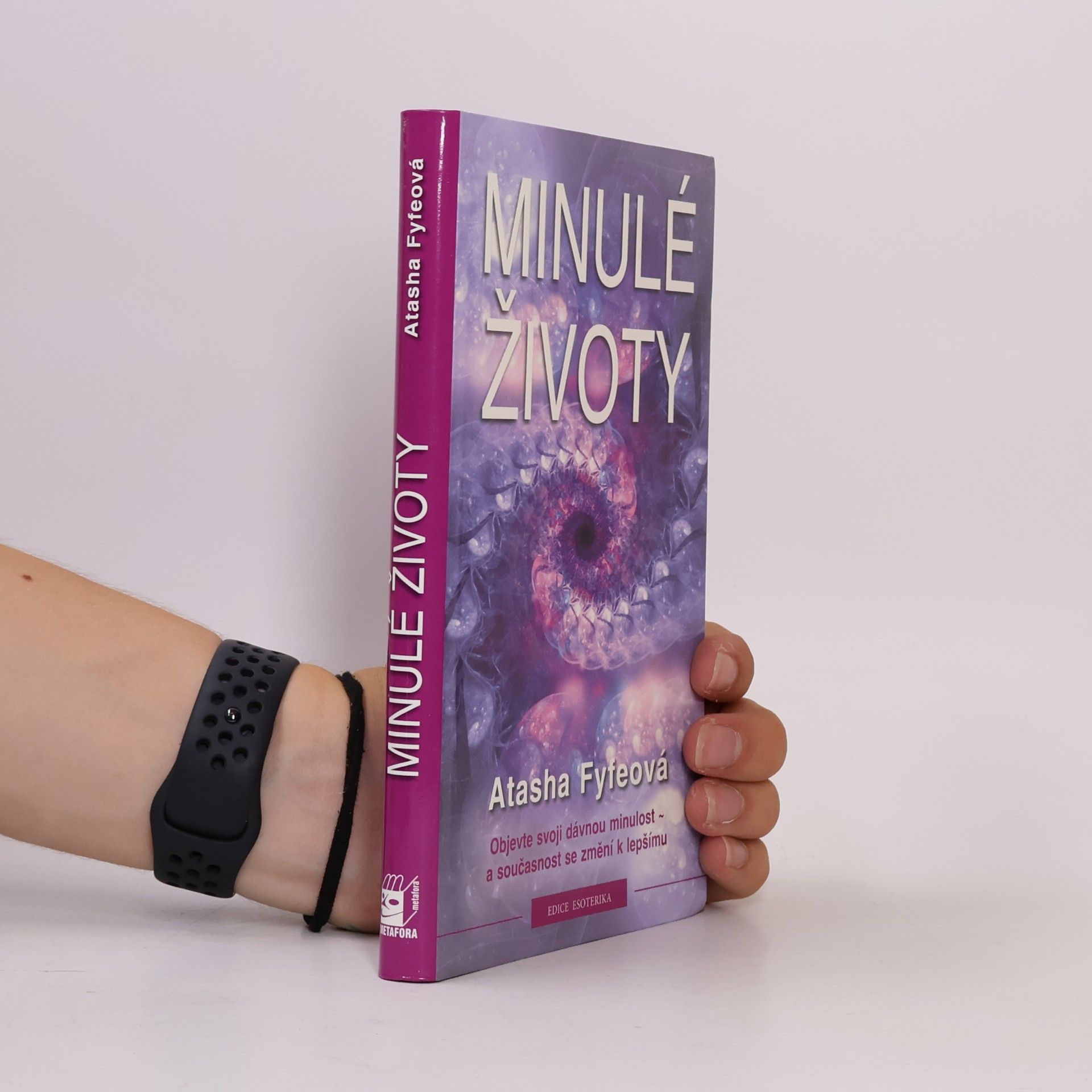 Atasha Fyfe Minulé životy