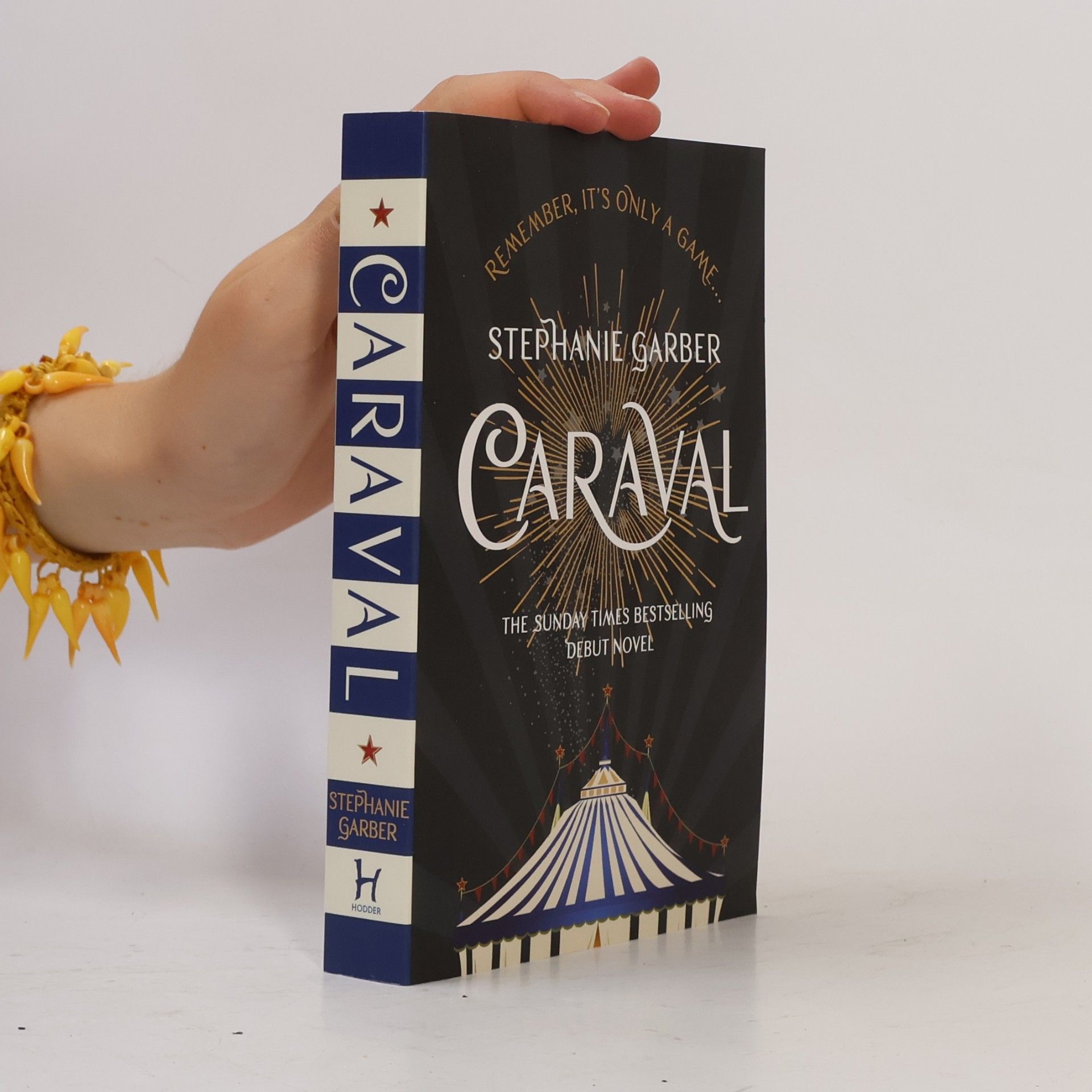 Stephanie Garber Caraval