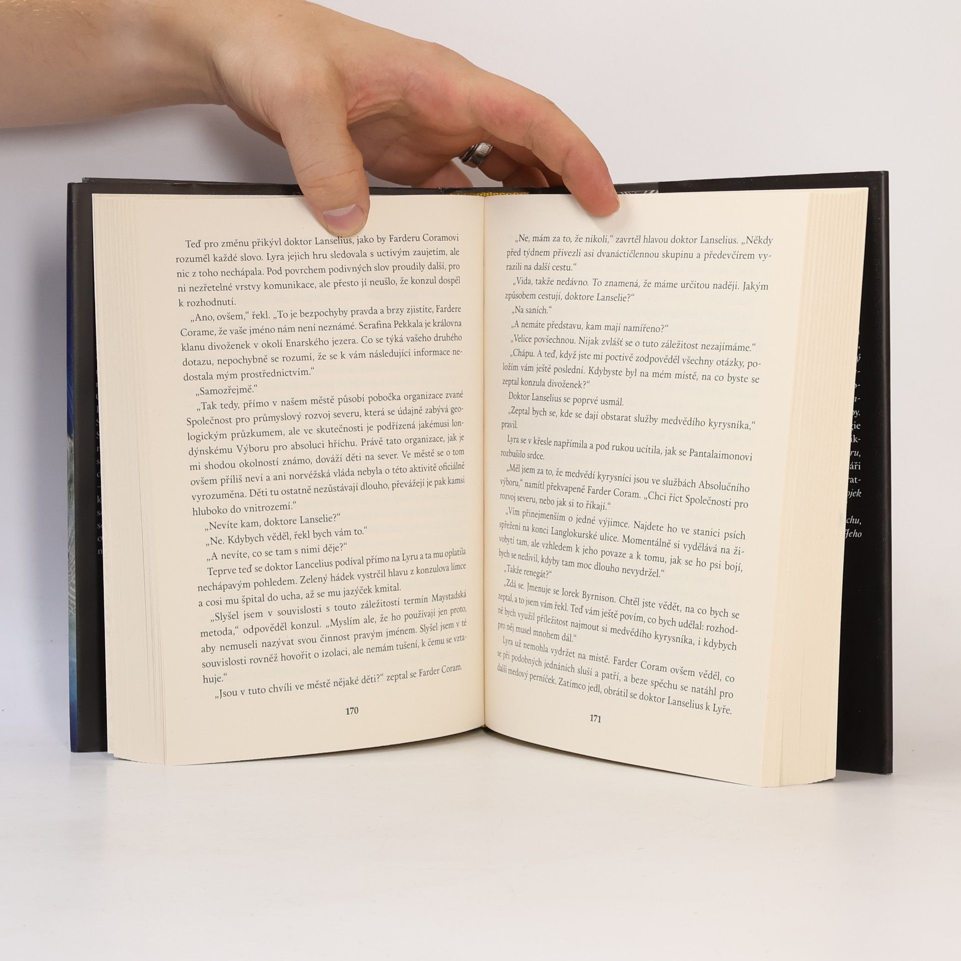 Philip Pullman Zlatý kompas