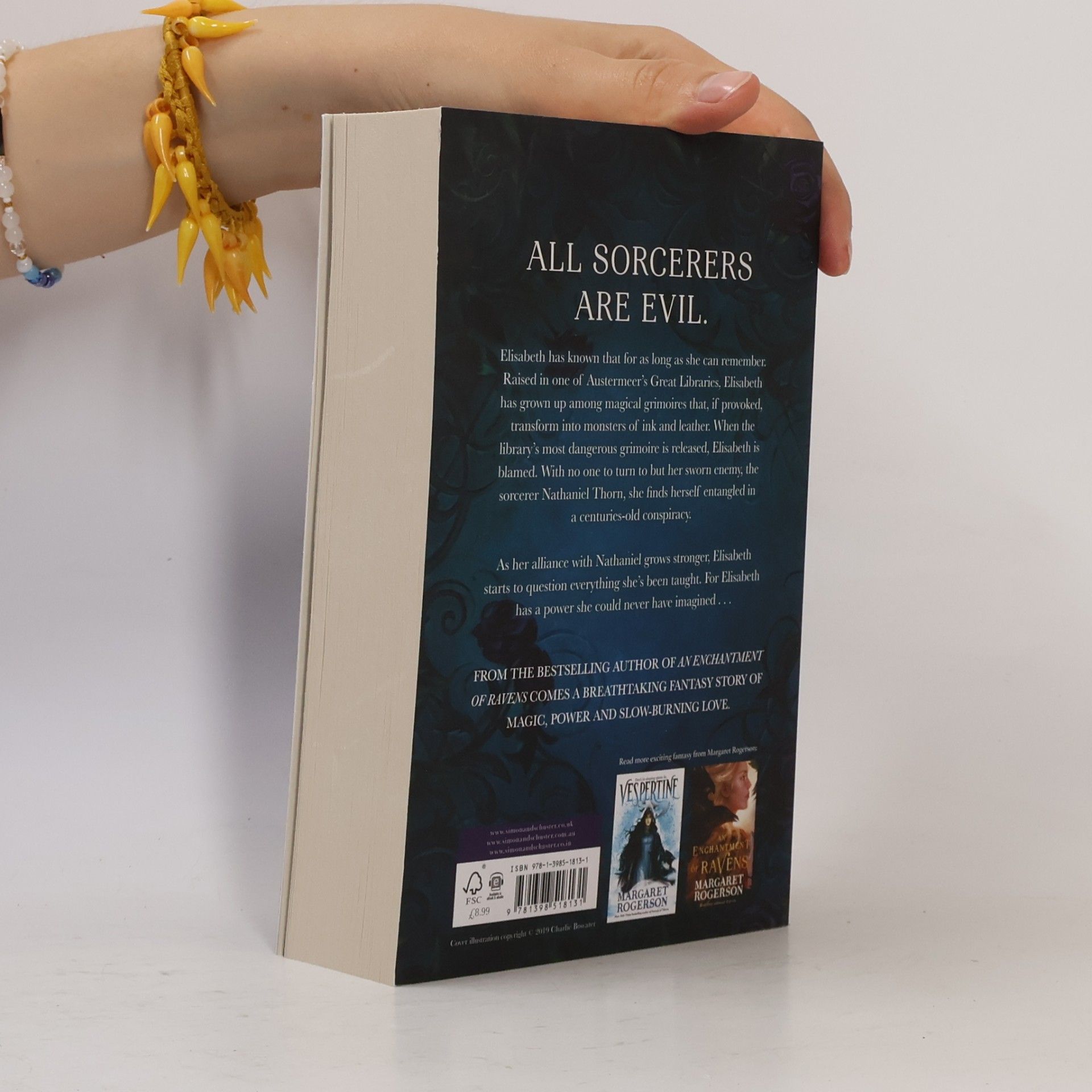 Margaret Rogerson Sorcery of Thorns