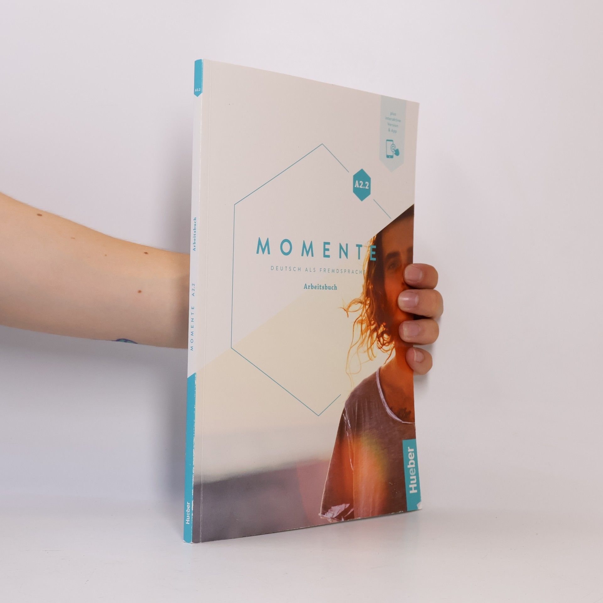 Isabel Buchwald-Wargenau Momente A2.2. Arbeitsbuch plus interaktive Version