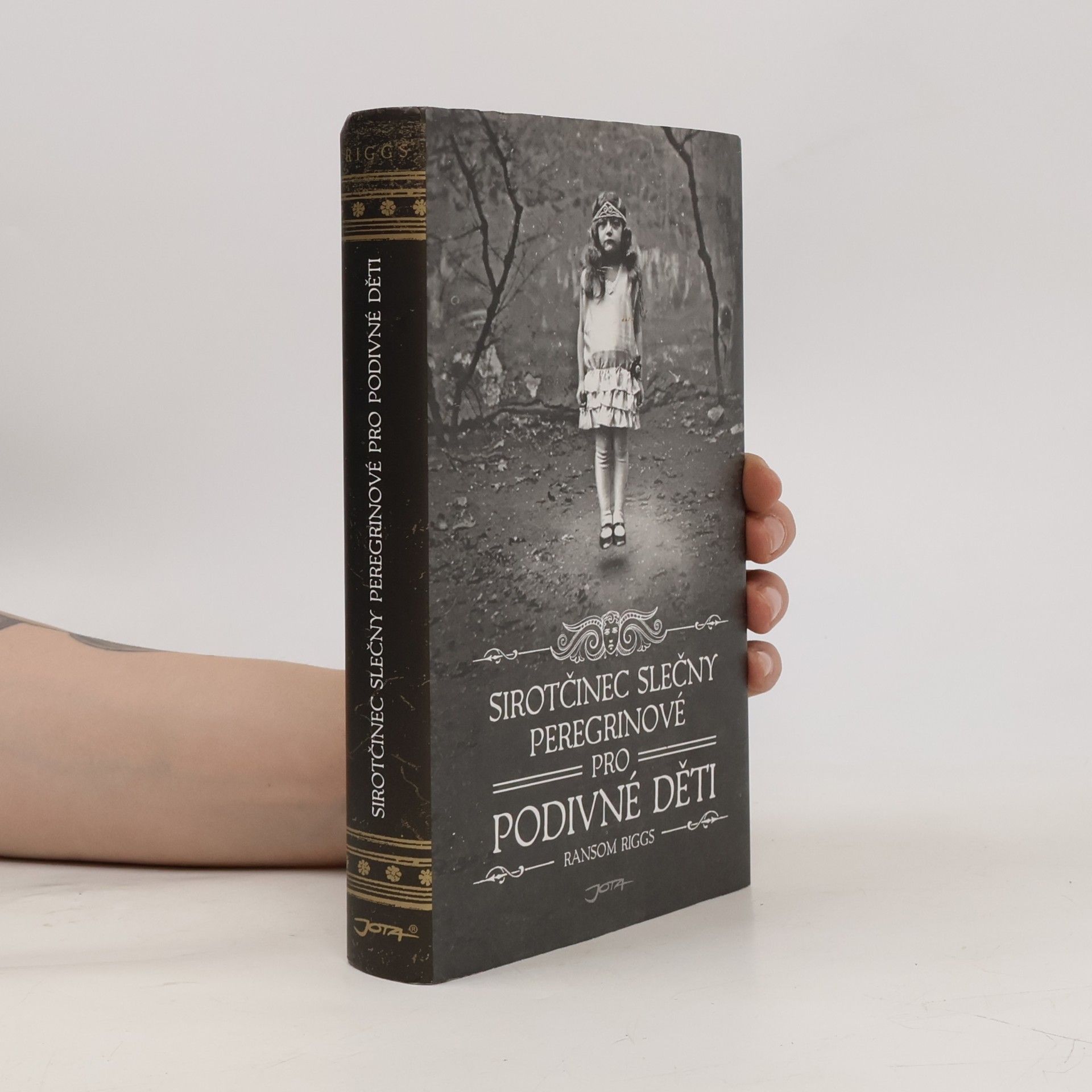 Ransom Riggs Sirotčinec slečny Peregrinové pro podivné děti