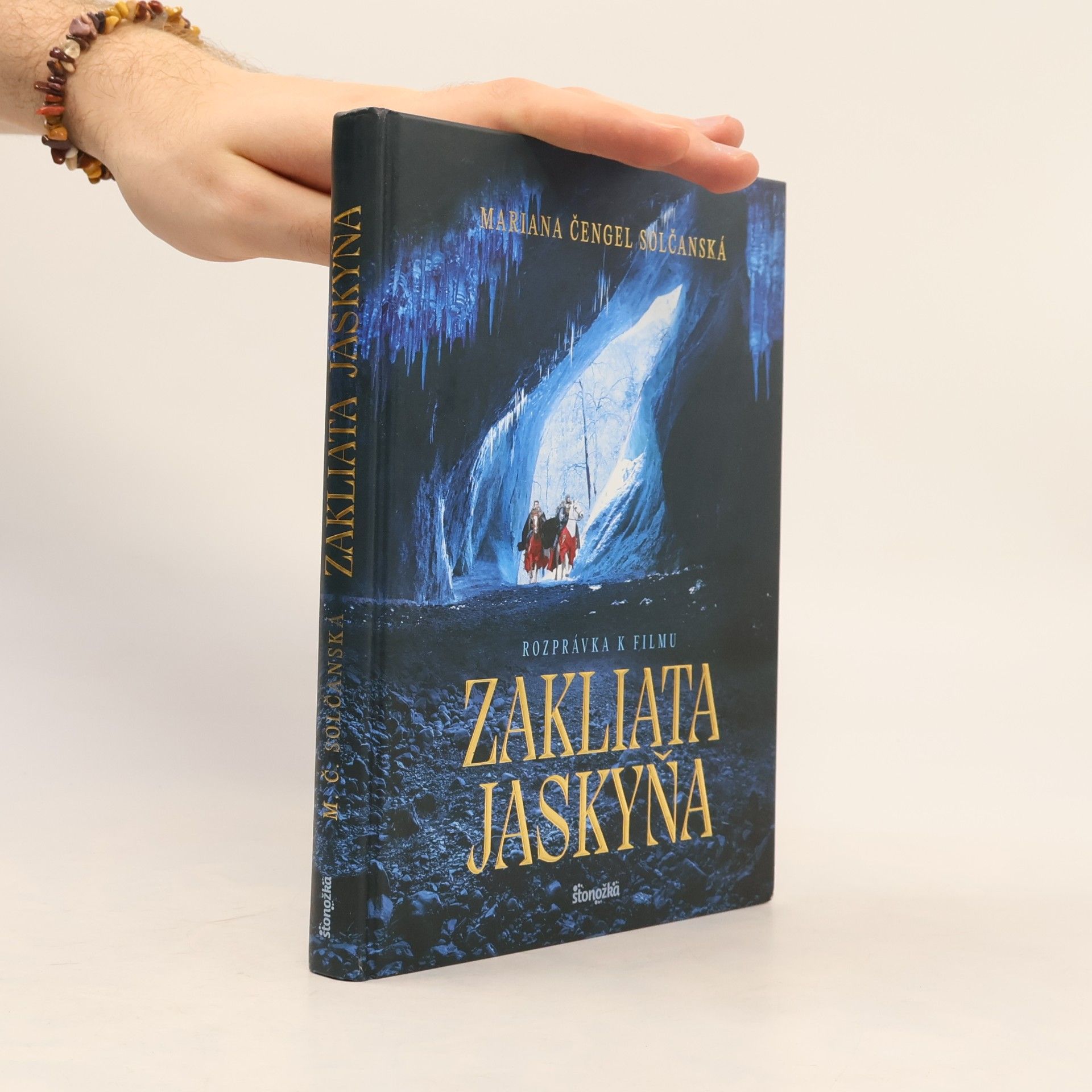 Mariana Čengel Solčanská Zakliata jaskyňa
