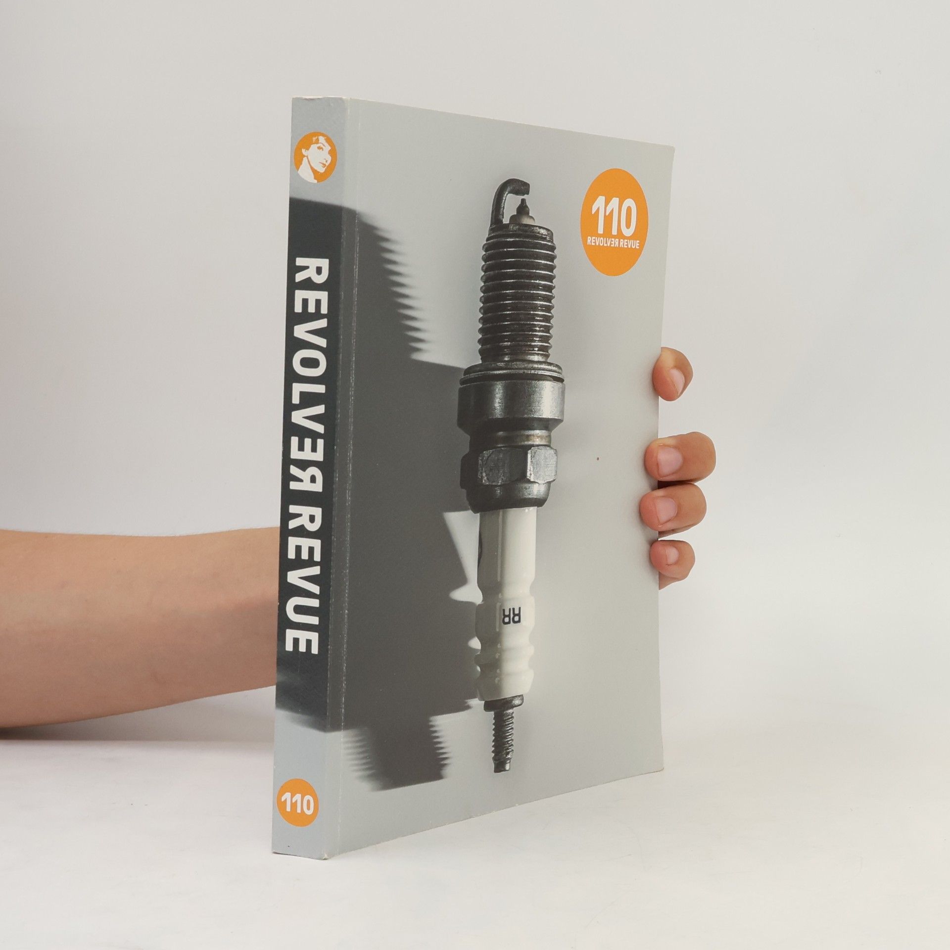 Kolektív autorov Revolver Revue 110