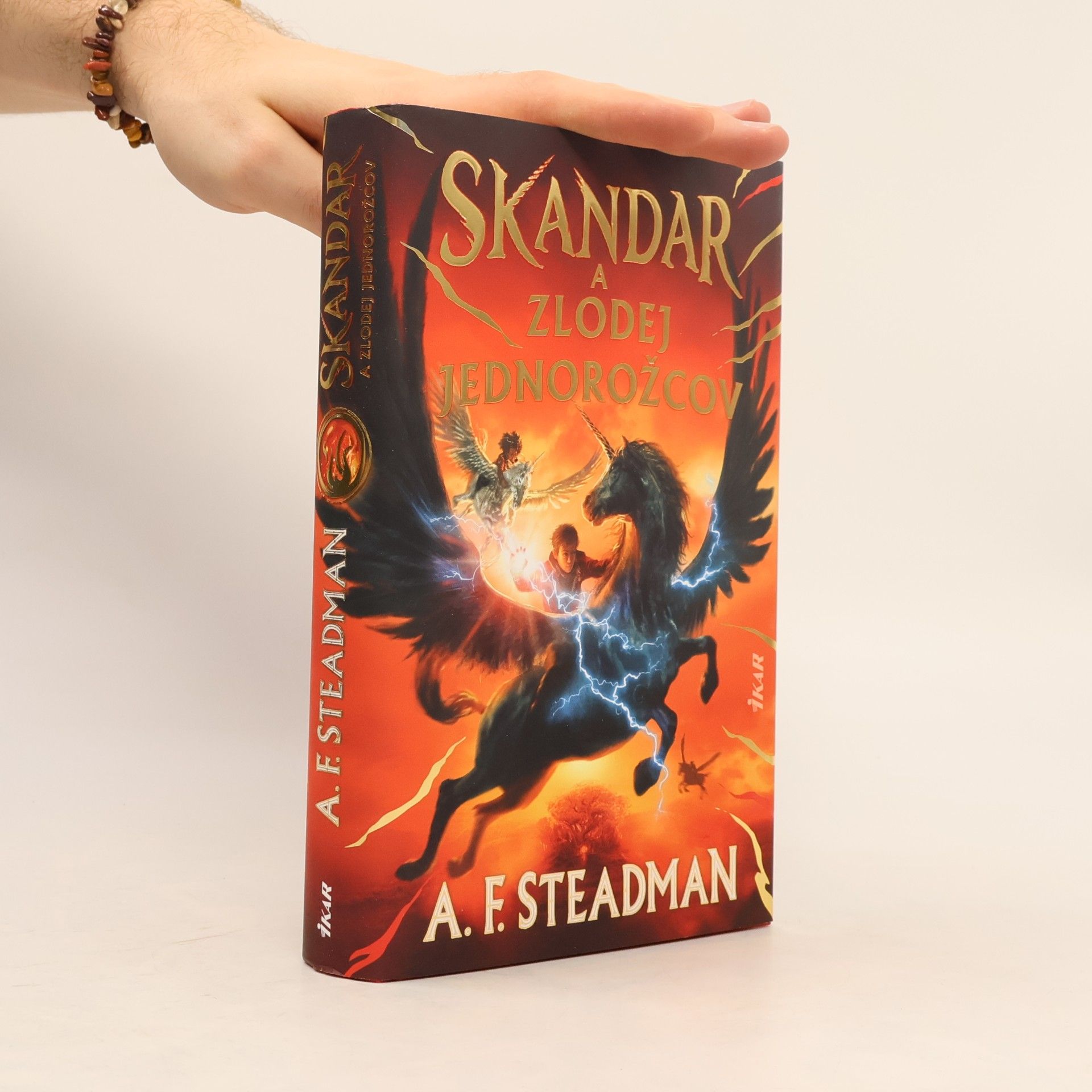 A. F. Steadman Skandar a zlodej jednorožcov