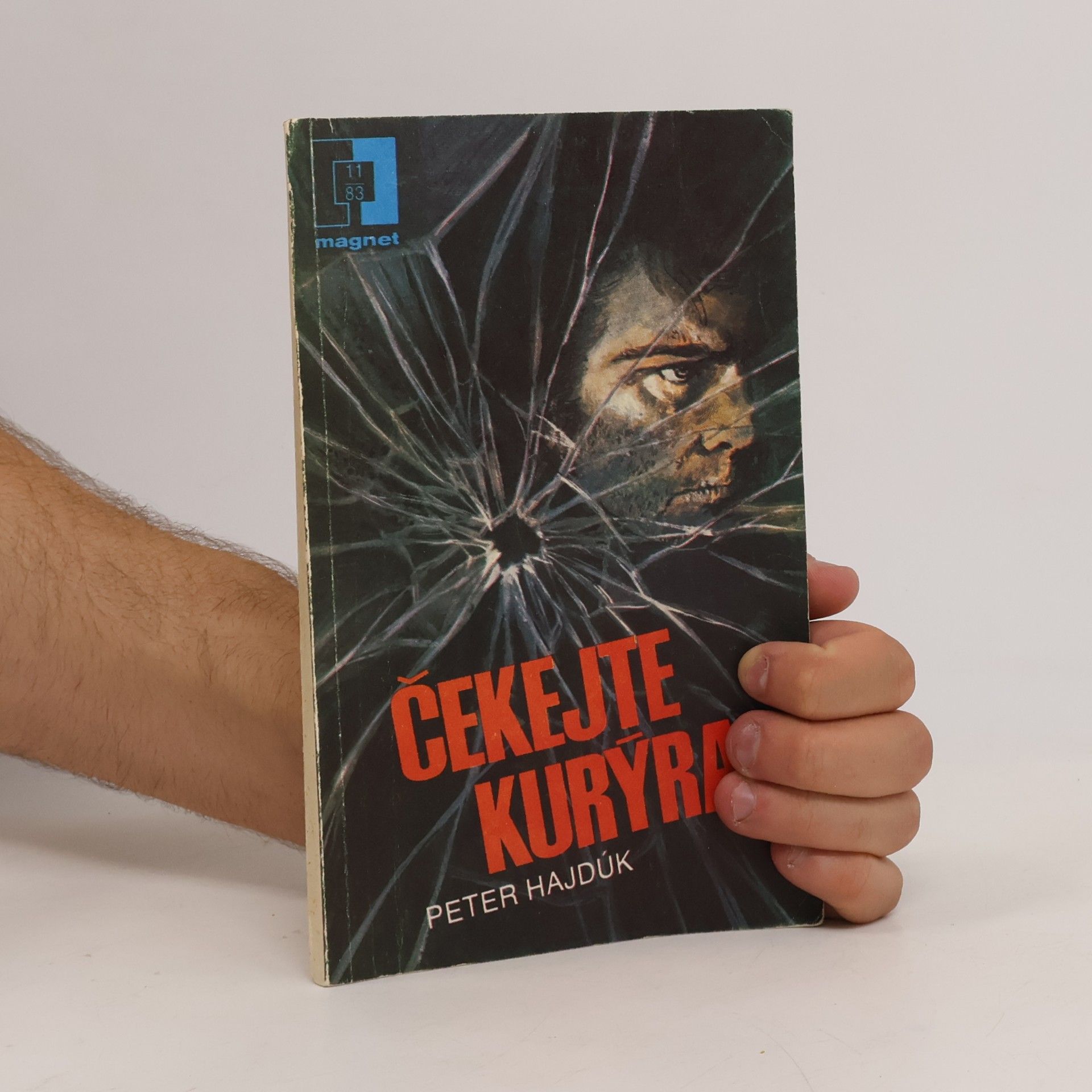 Peter Hajdúk Čekejte kurýra!