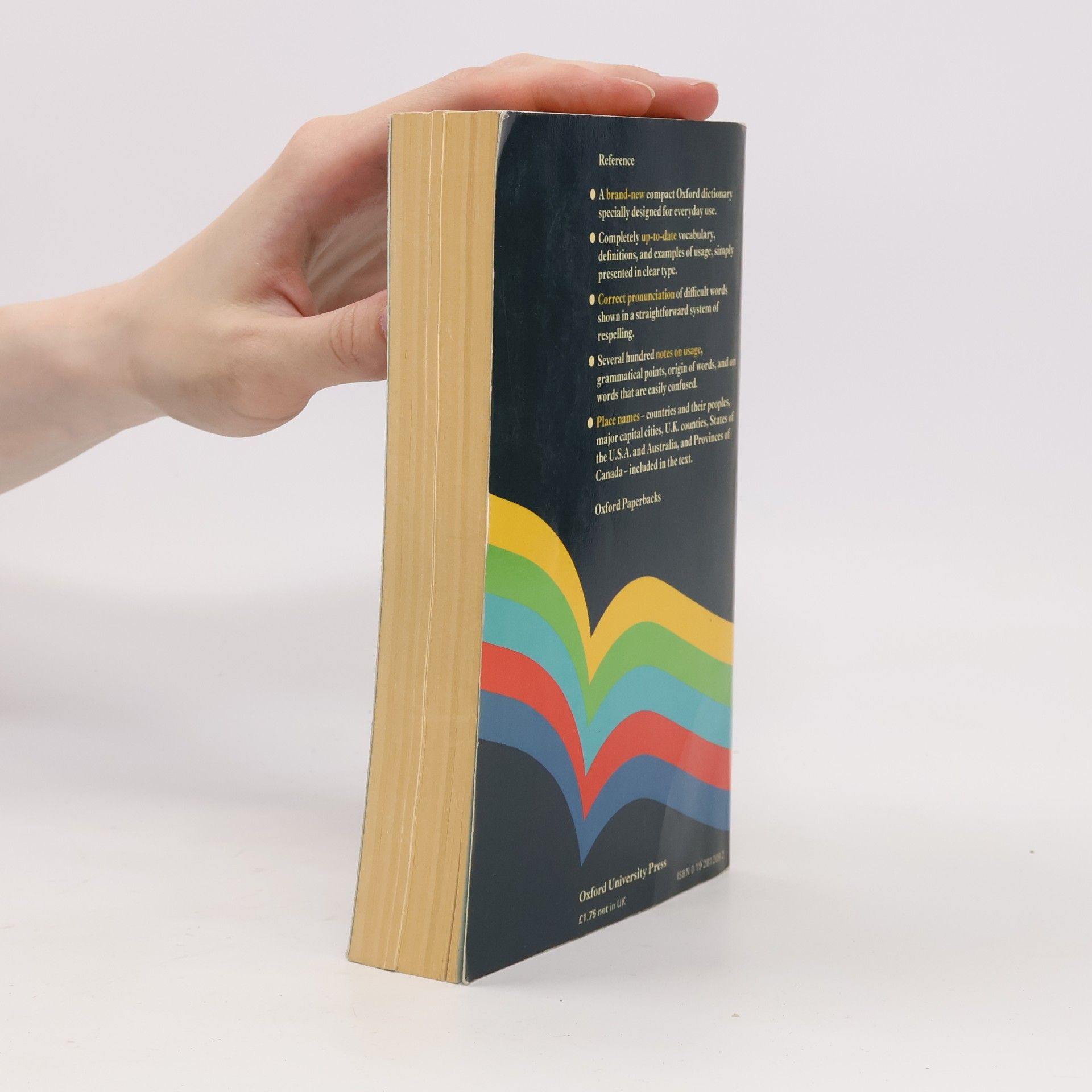 Joyce M. Hawkins The Oxford paperback dictionary