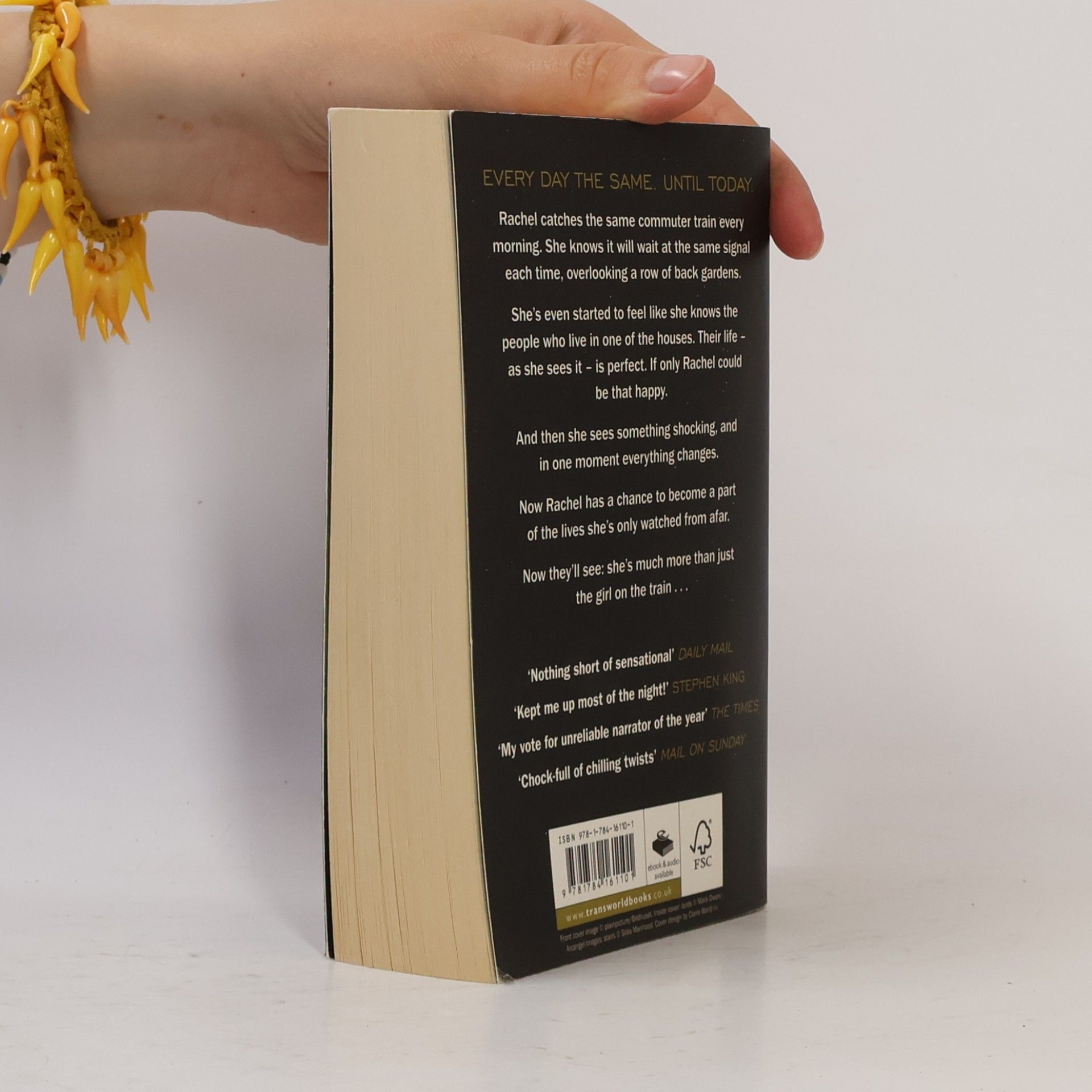 Paula Hawkins The Girl on The Train