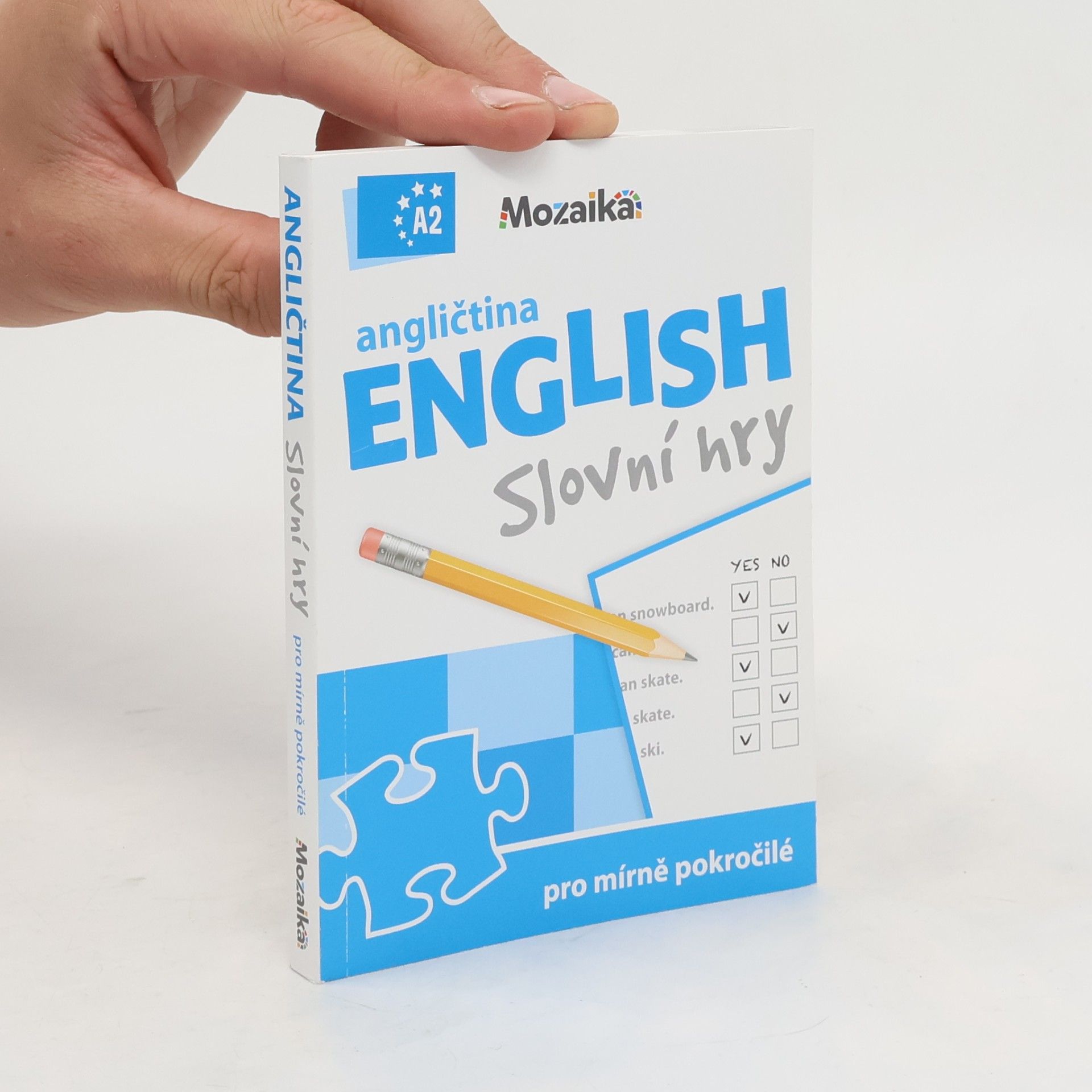 English = Angličtina : slovní hry pro mírně pokročilé : A2