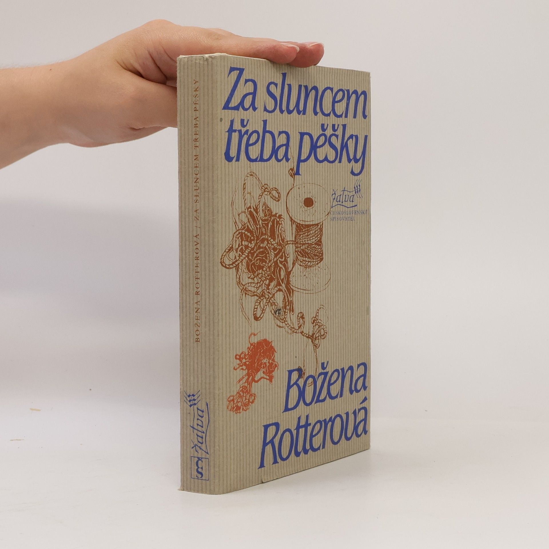 Za sluncem třeba pěšky