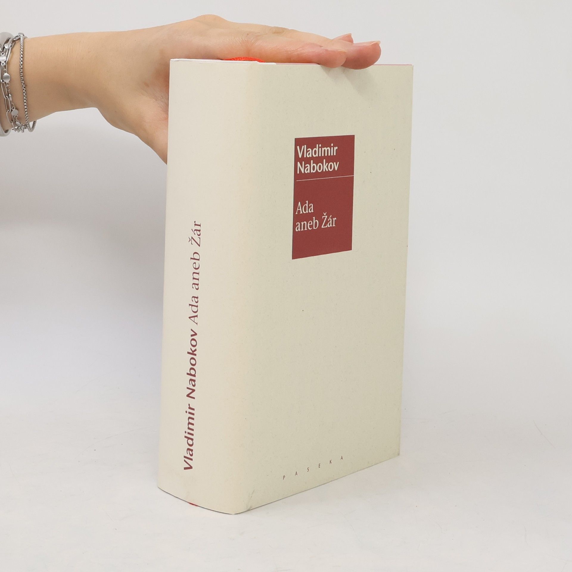 Vladimir Nabokov Ada aneb Žár: Rodinná kronika