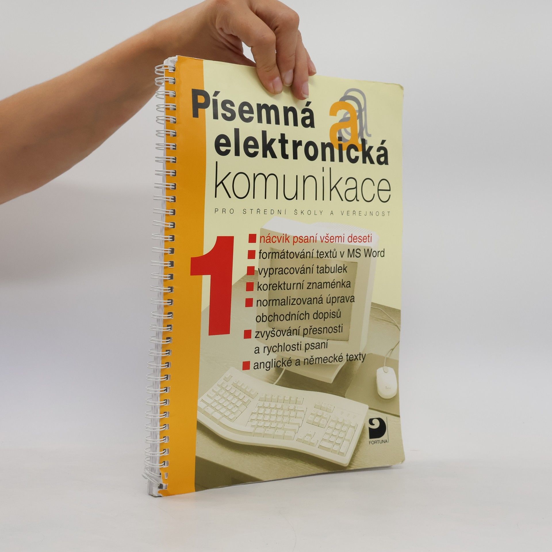 Jiří Kroužek Písemná a elektronická komunikace pro střední školy a veřejnost. 1