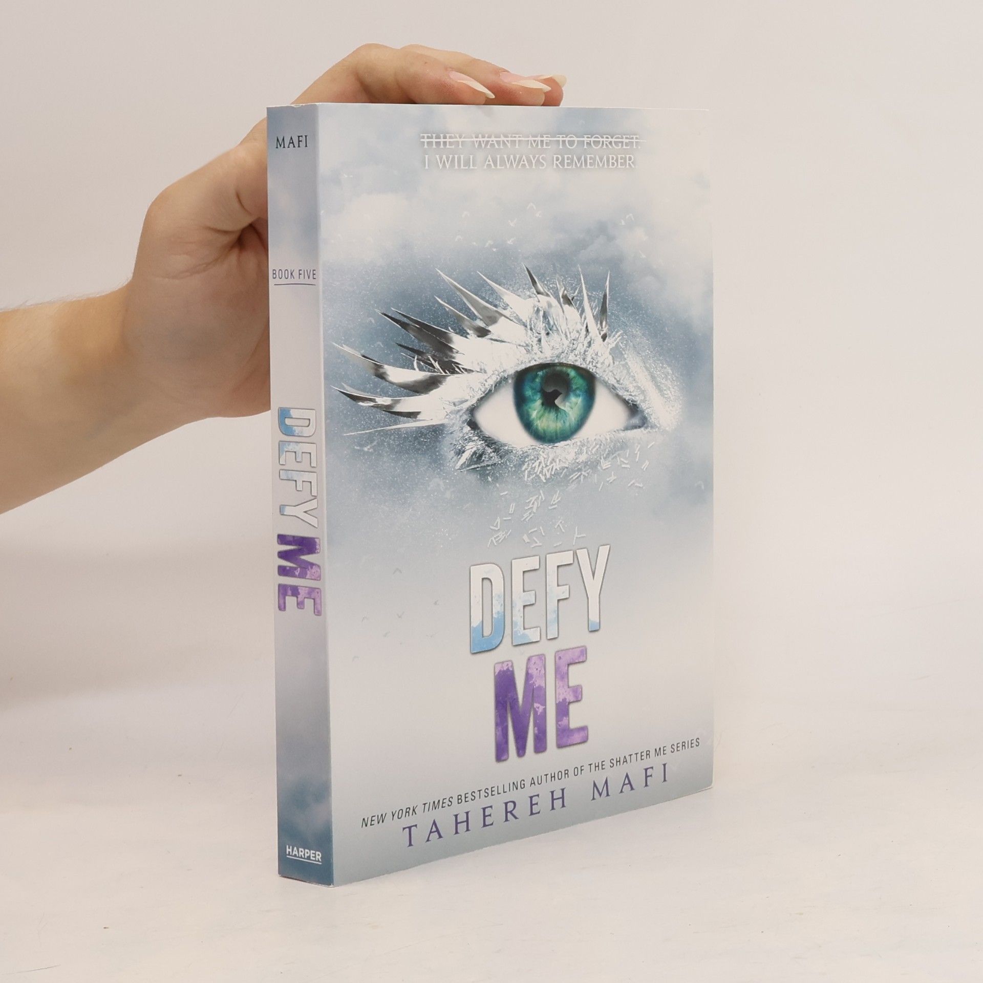 Tahereh Mafi Defy Me