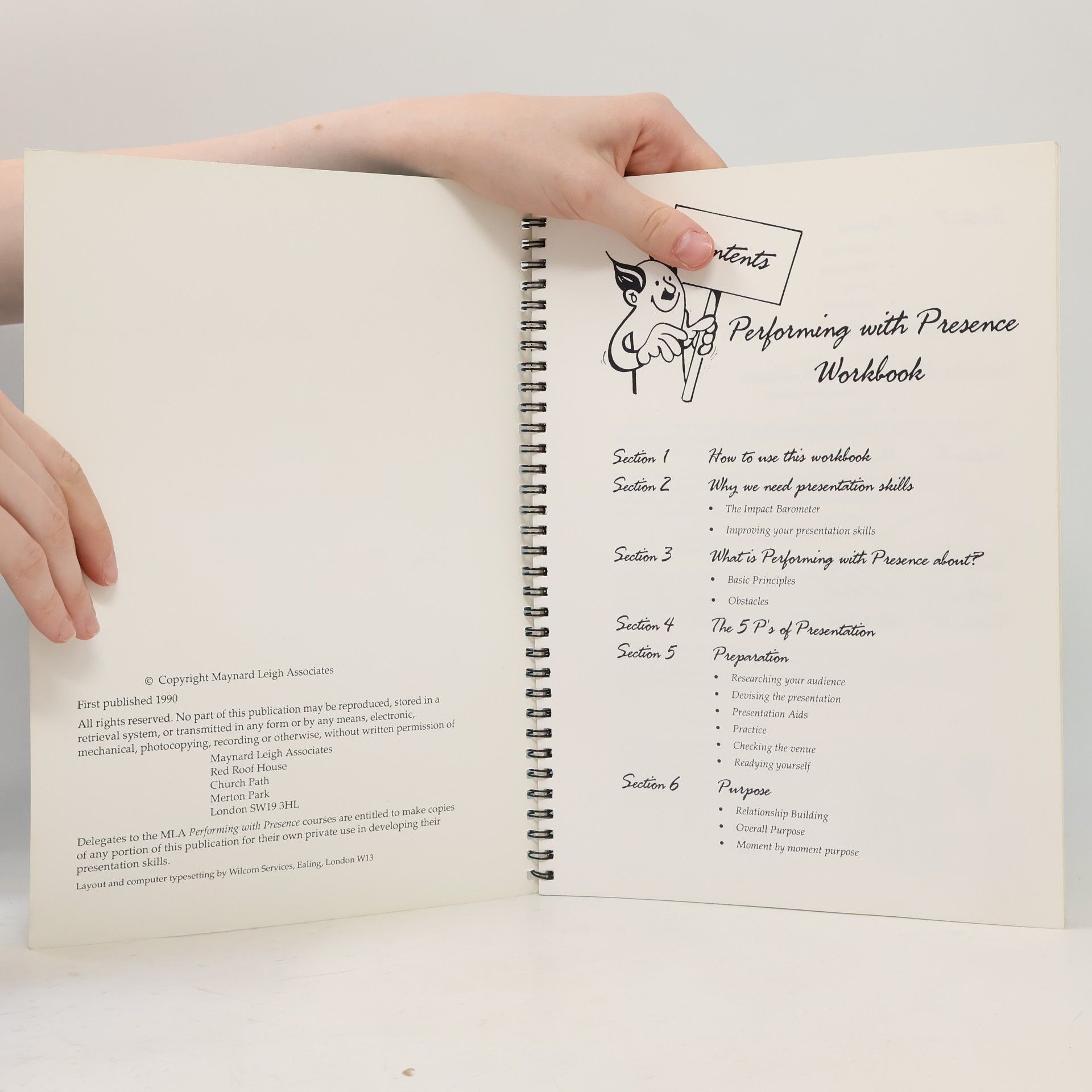 Kolektiv autorů Performing with Presence. Workbook